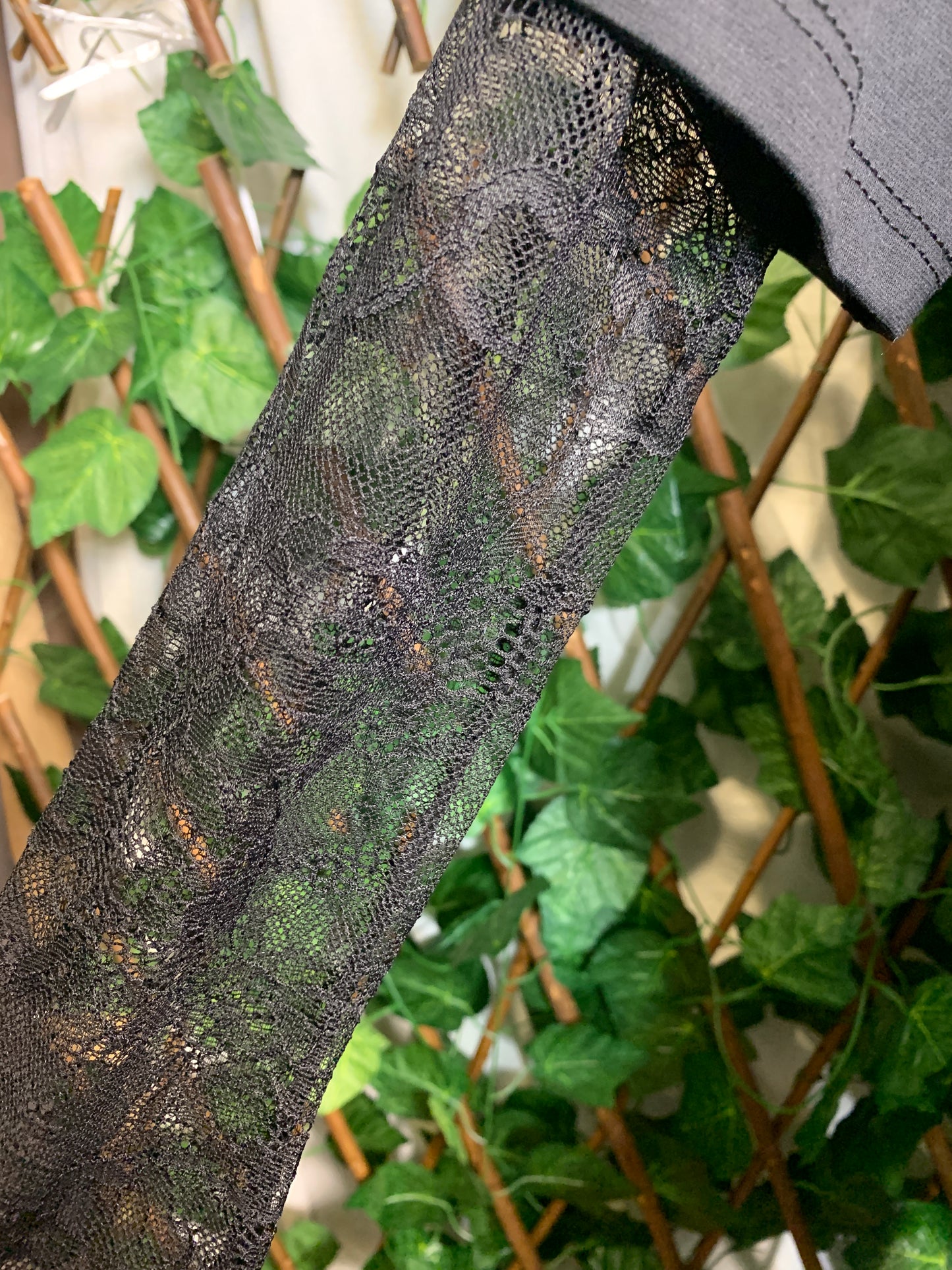 T-shirt with one-piece sleeve