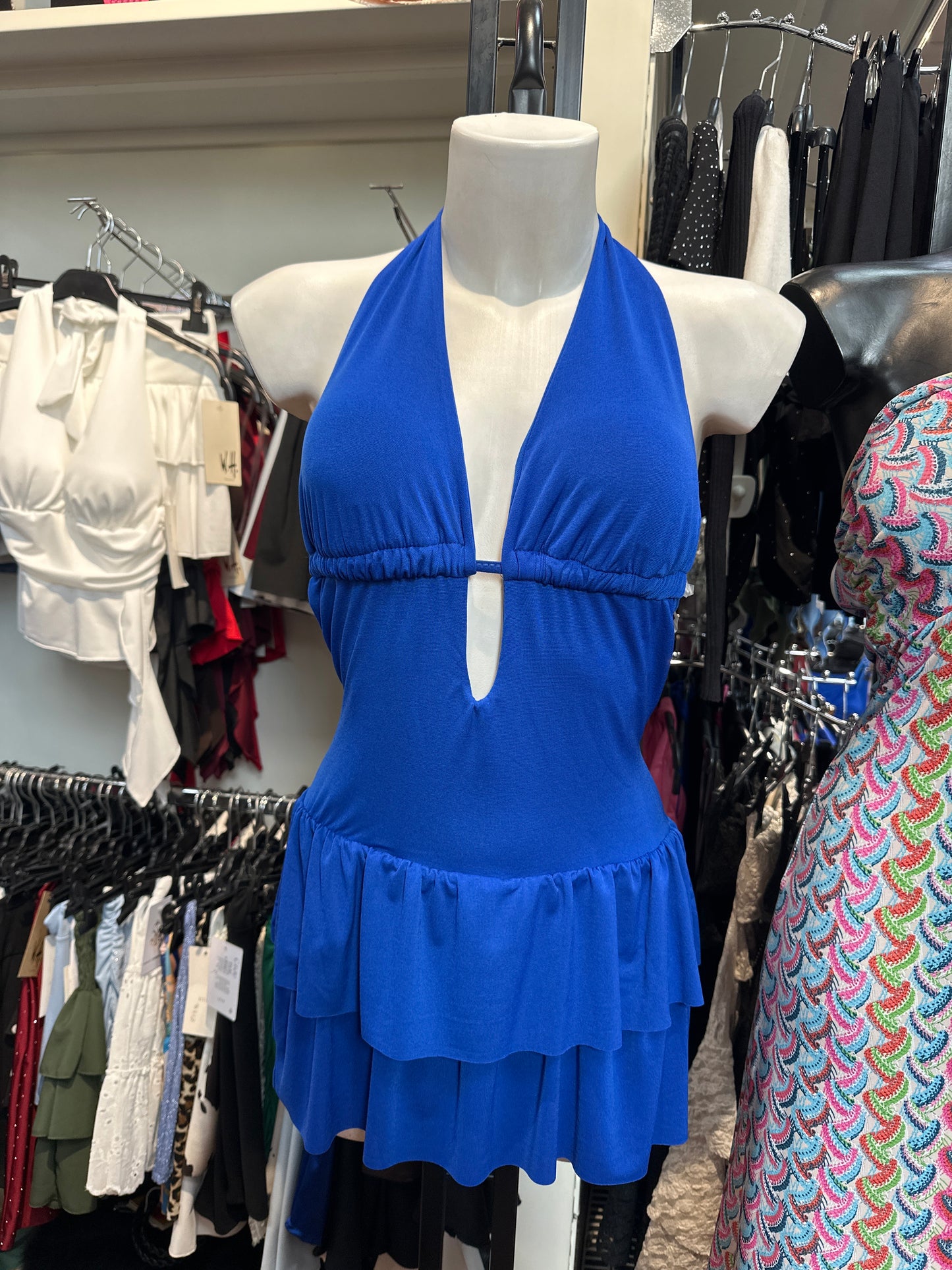 Short dress with special neckline