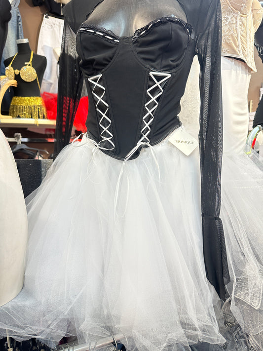 ๐ค Gonna in tulle con volume โ DOLCE VENDETTA