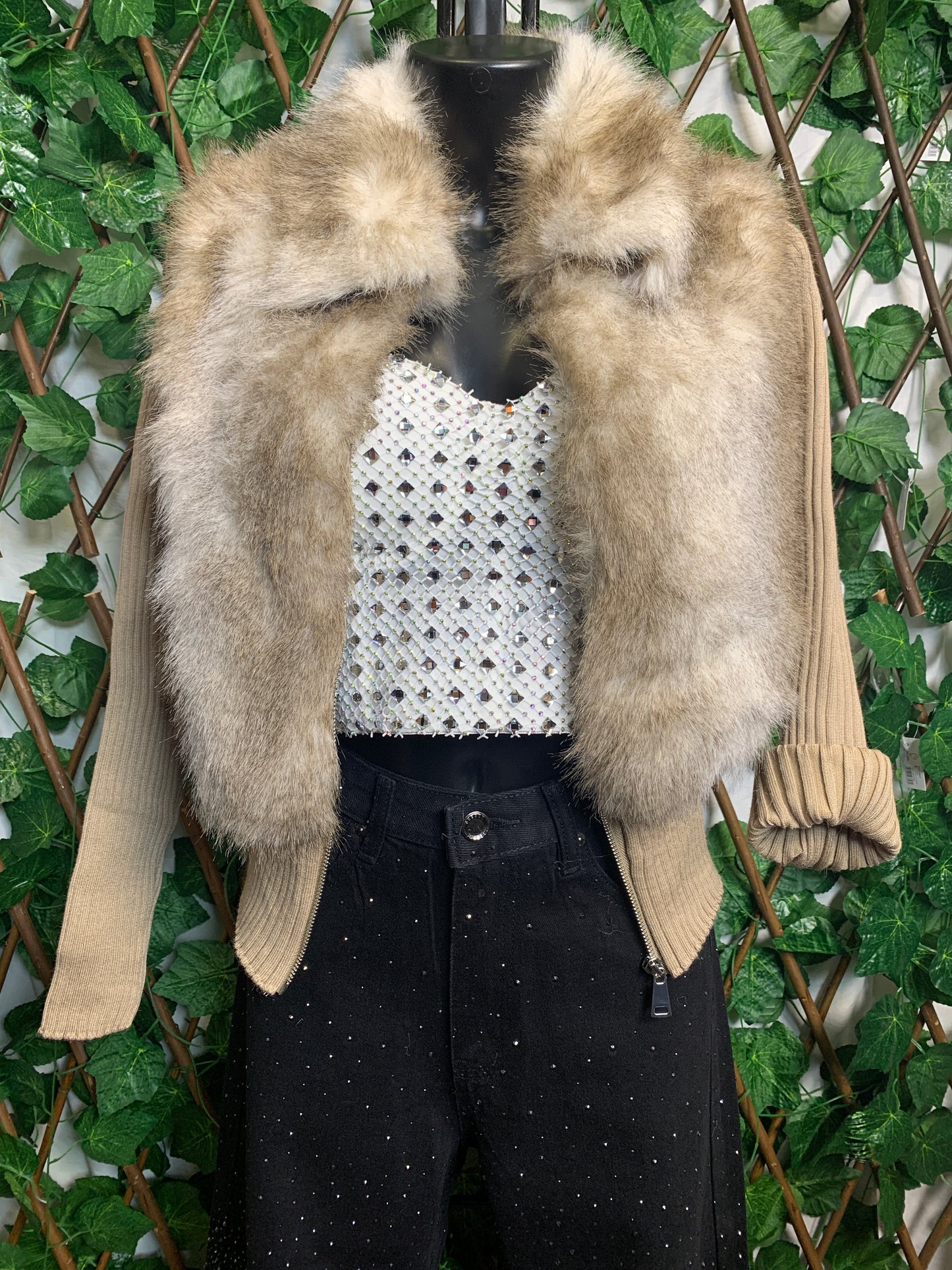 Knitted jacket with plush