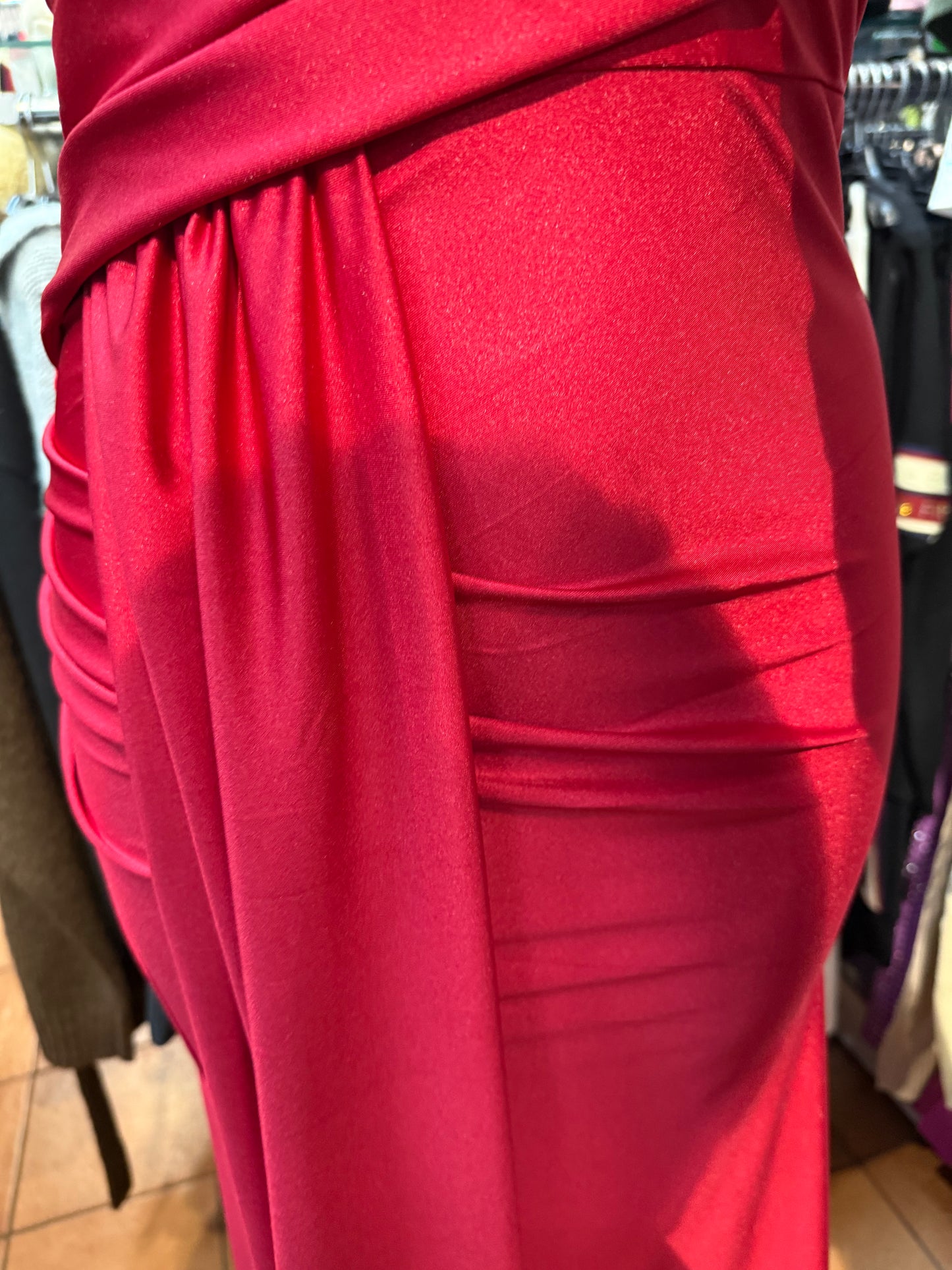 Long dress with knot on the front