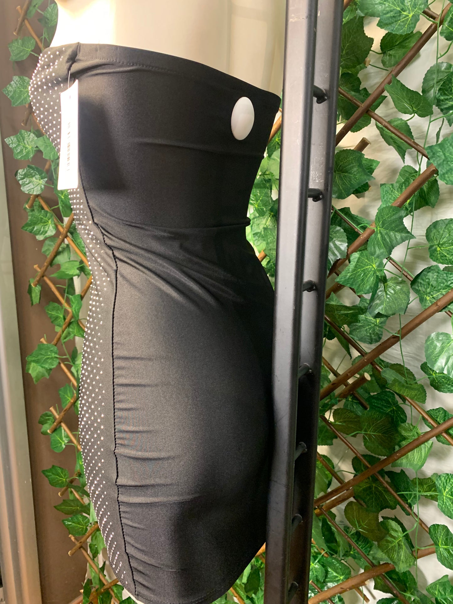 Abito corto con inserti in strass Nero