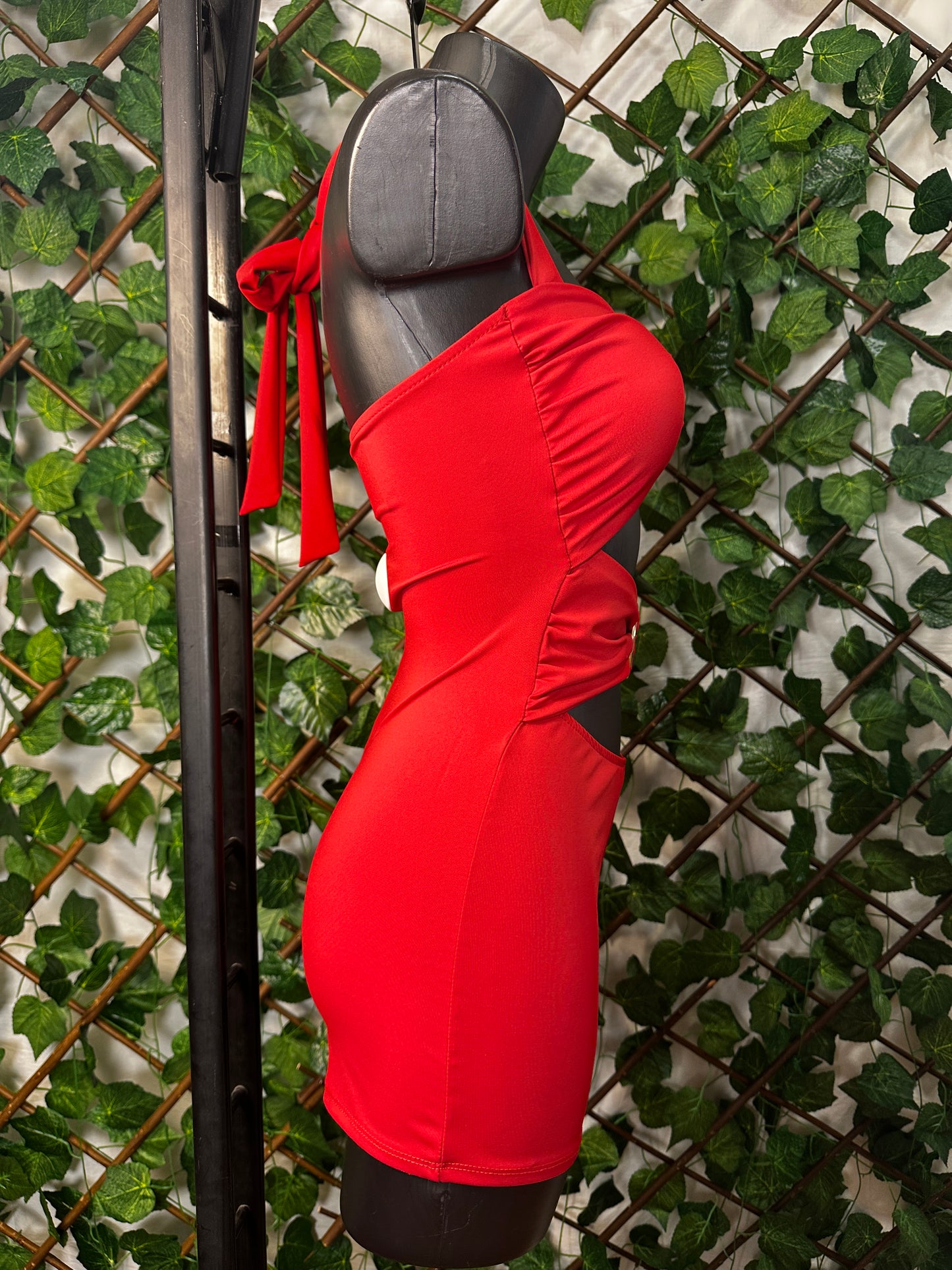 Jumpsuit Cut-Out con Fibbie Oro – Effetto Sculpt & Colori Bold | TU