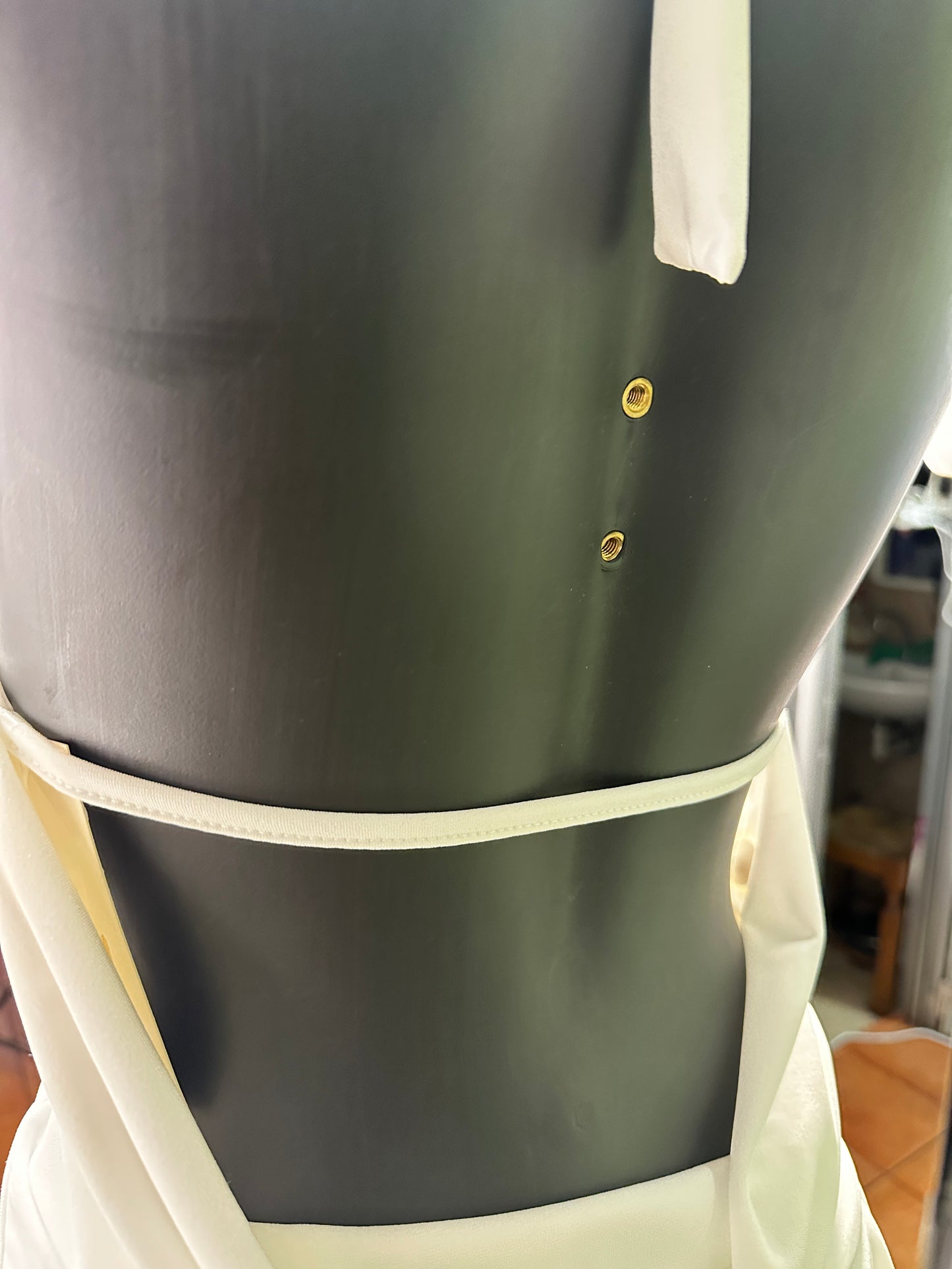 Vestito Scollatura Cascata – Effetto Drappeggio e Gonna Svasata | Taglia Unica