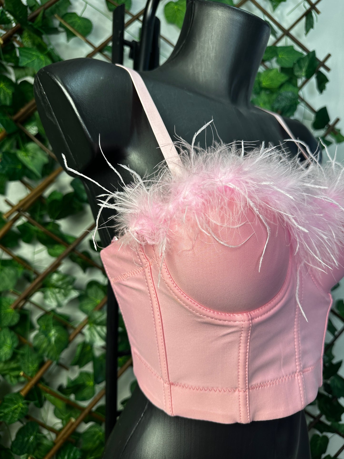 Bustier Nero/Bianco/Rosa con Piume – Effetto Diva | Top Serata Trendy
