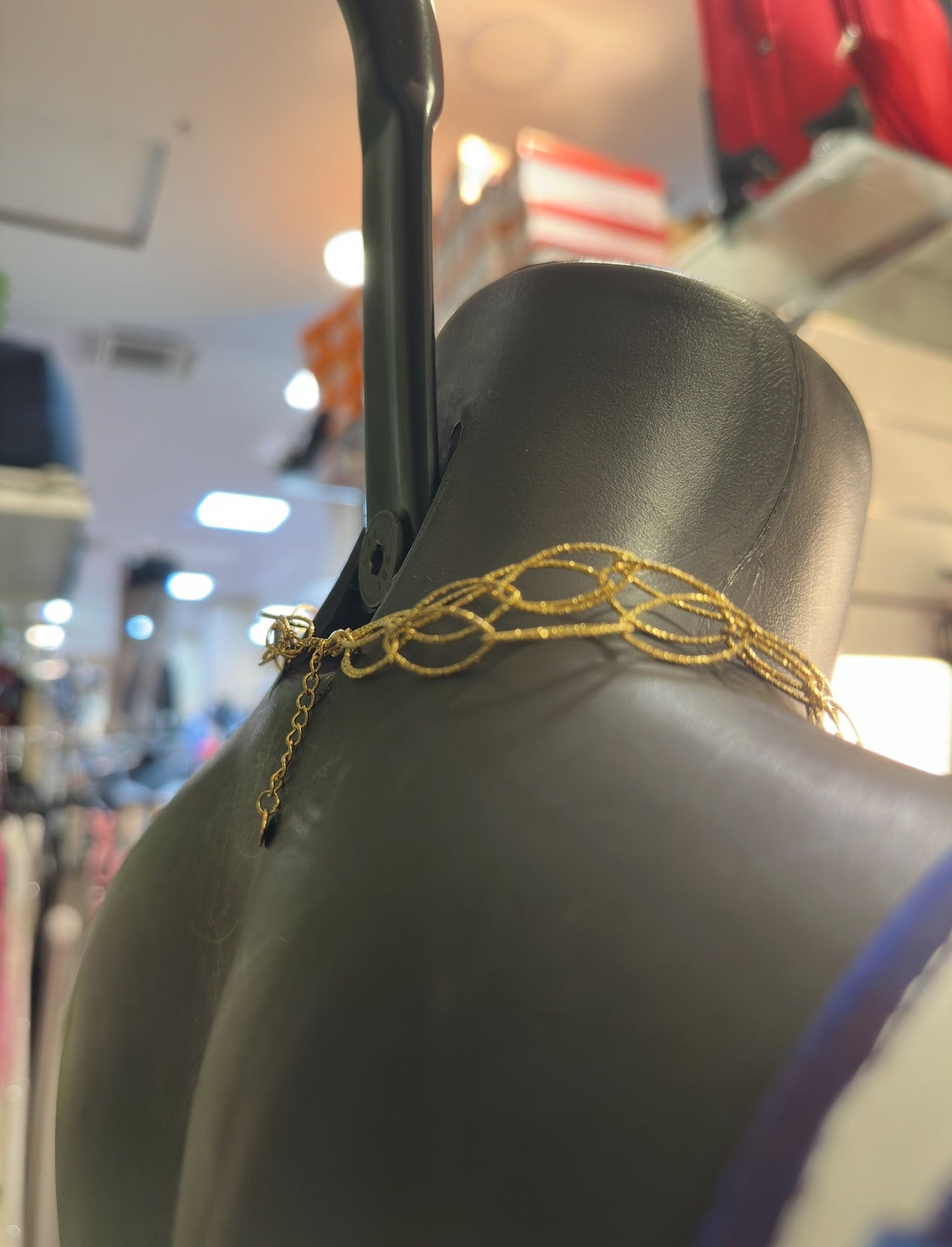 Gold-colored circle necklace