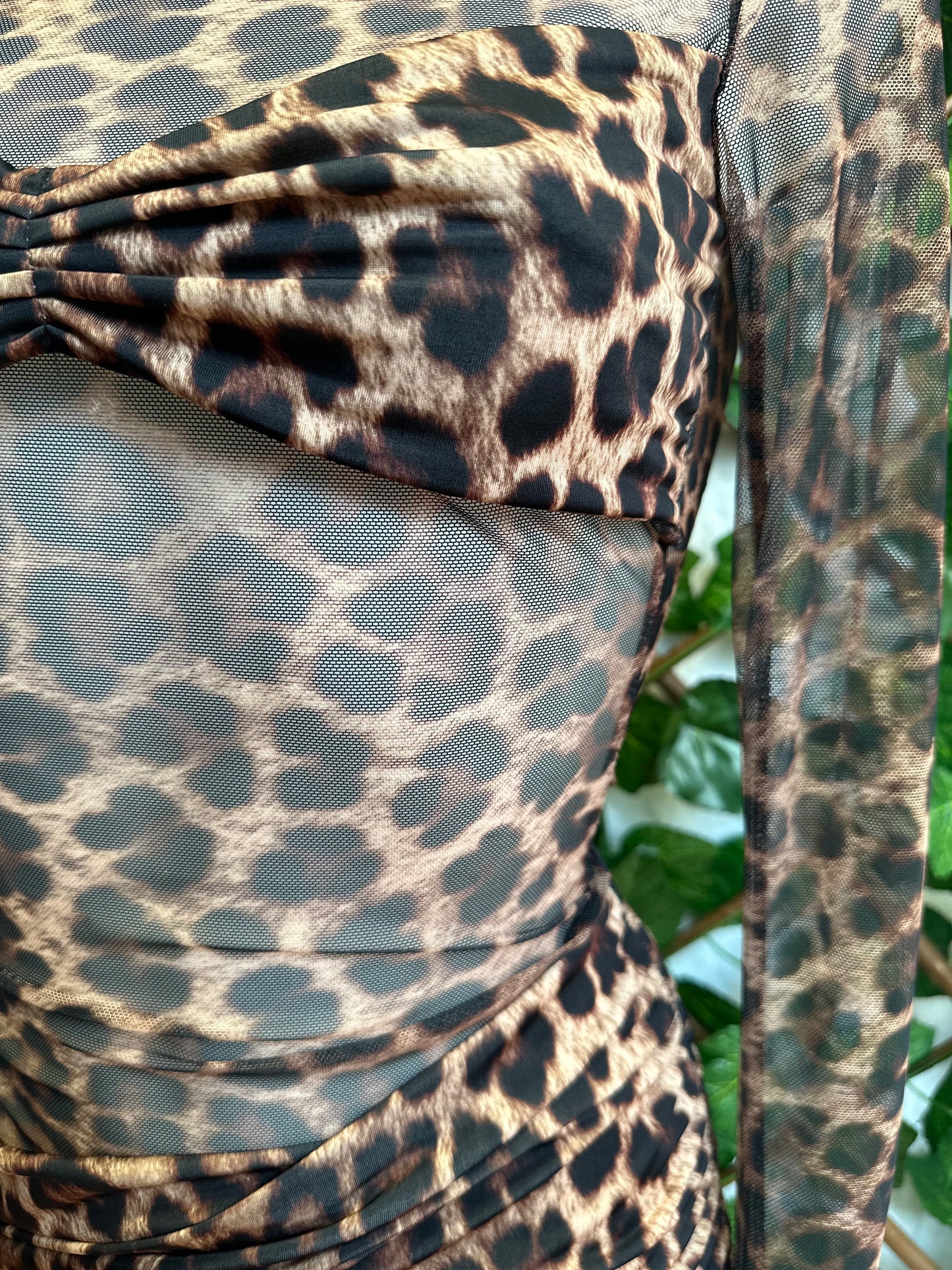 Vestito Leopardato Mesh Maniche Lunghe – Effetto Naked & Drappeggio Snellente | Taglia Unica