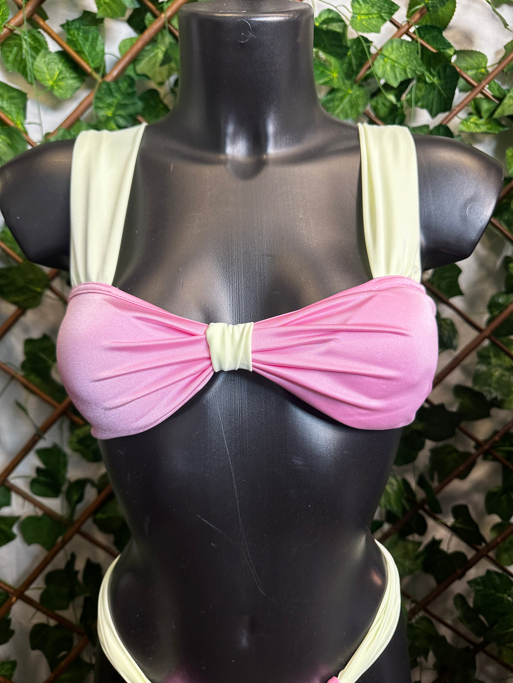 Costume a due colori