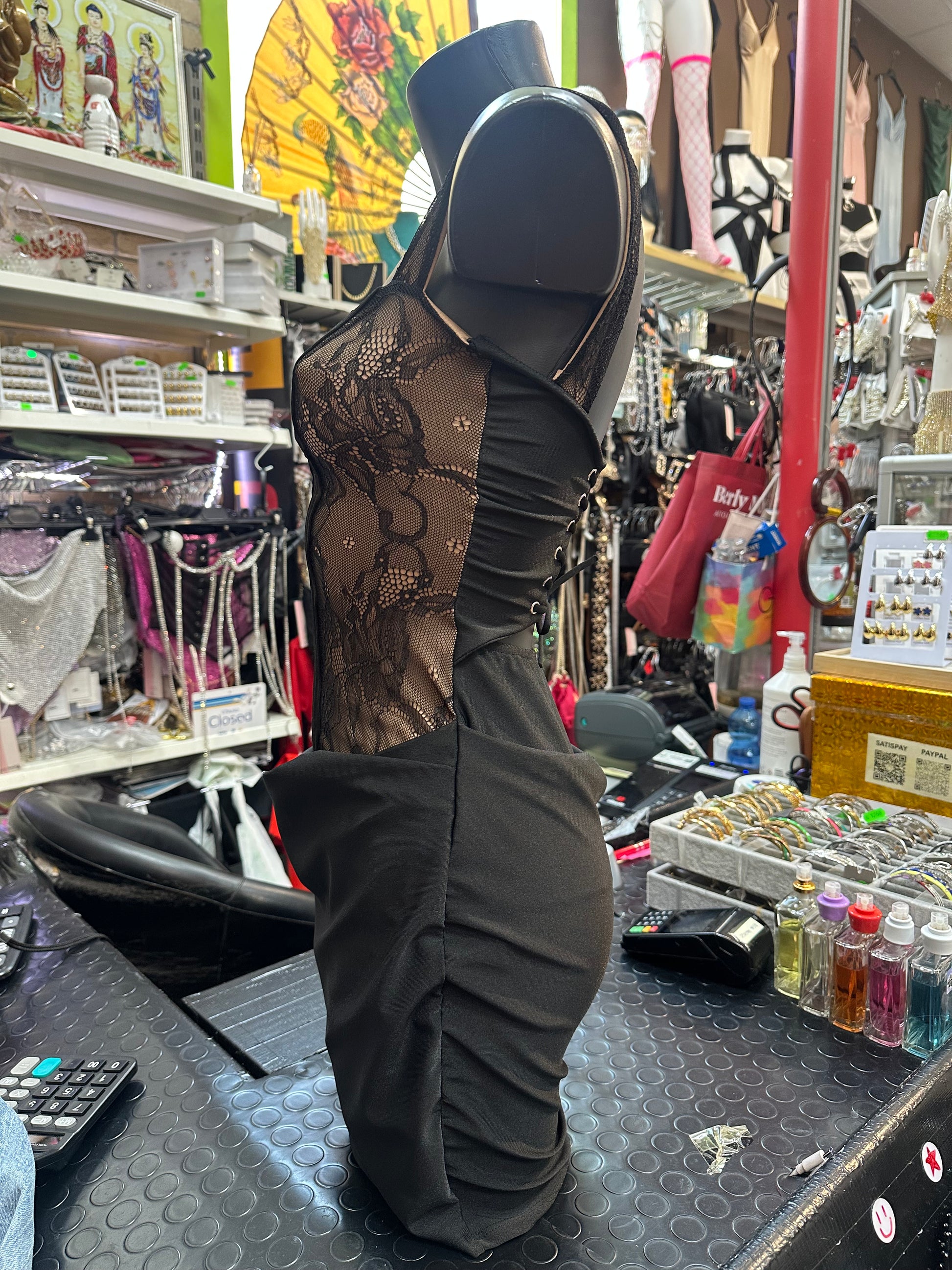 Vestito con pizzo - BERLY MODA 