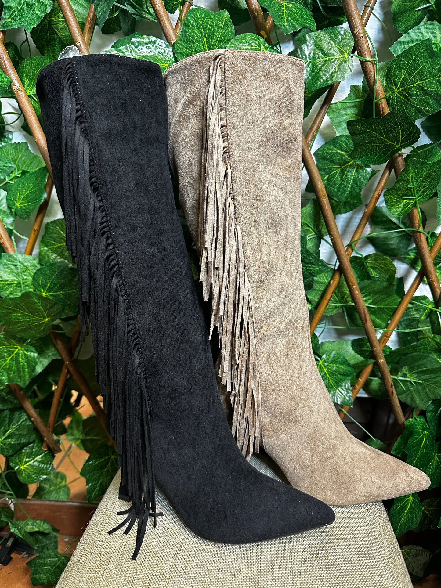 Boots with fringes
