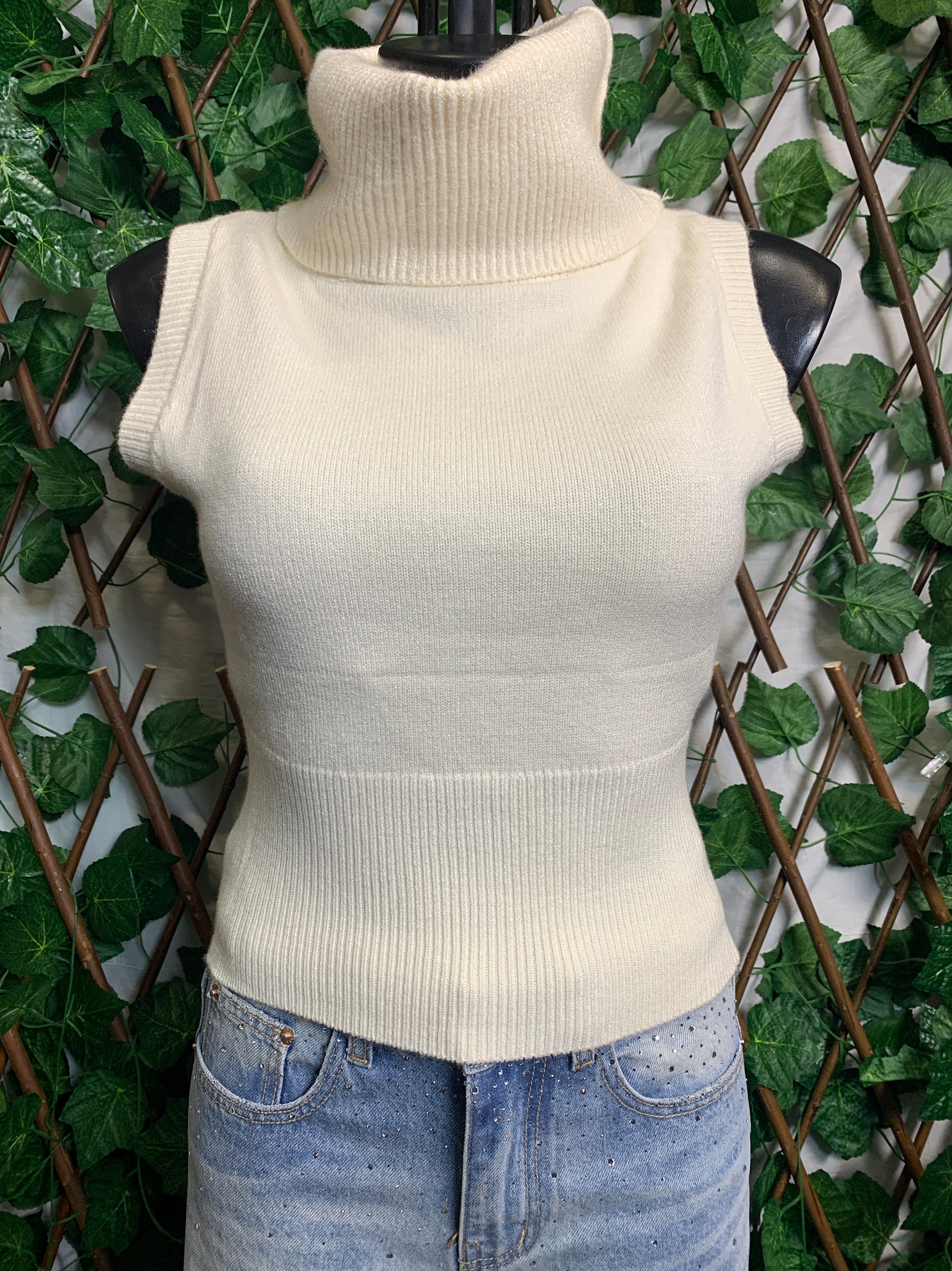 Top in maglia a collo alto