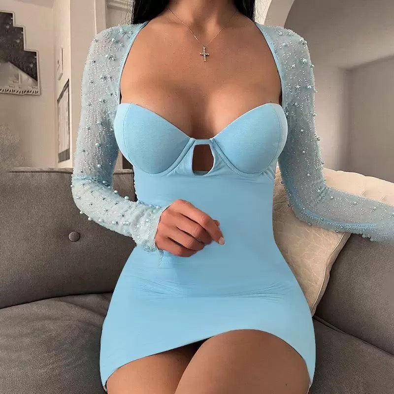 Short dress with pearls 