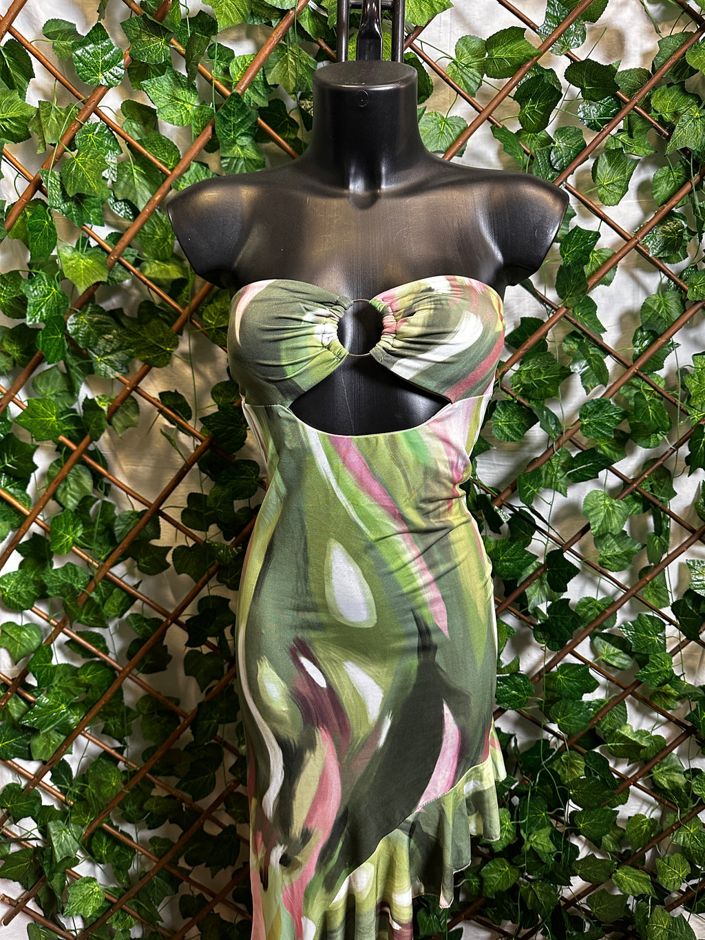 Vestito lungo elasticizzato con lo spacco diagonale | taglia unica