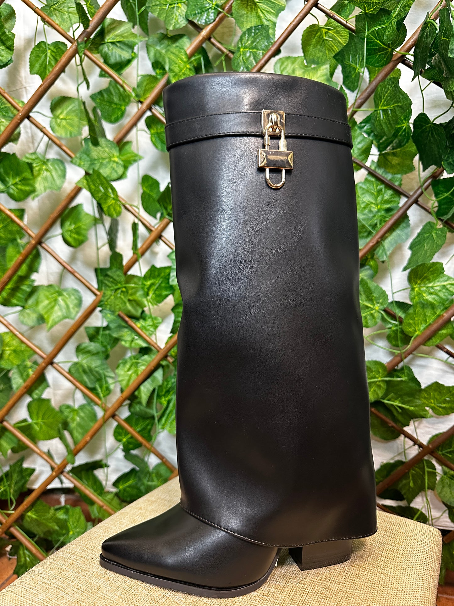 High boot with gold padlock (4.5 inch heel)