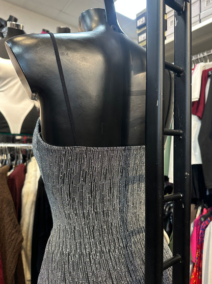 Mini-abito aderente cut-out con drappeggio e strass – CRIMINE PASSIONALE ❤️‍🔥💎