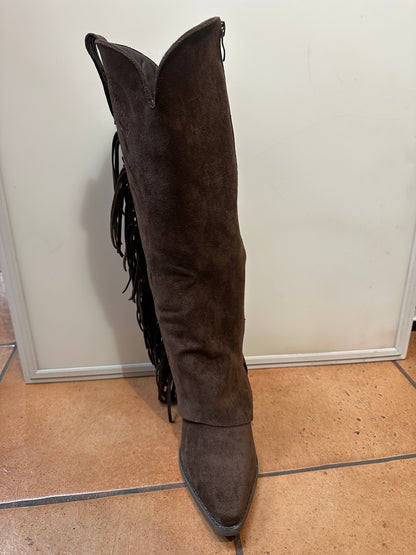 Stivali Cowboy Scamosciati con Frange – SPIRITO SELVAGGIO 🤠🔥