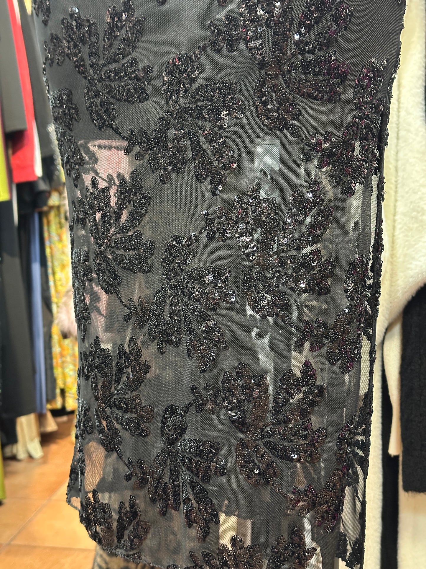 Abito a fascia con paillettes e spacco – DIVA SEGRETA 💎✨