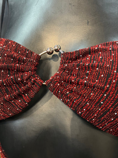 Mini-abito aderente cut-out con drappeggio e strass – CRIMINE PASSIONALE ❤️‍🔥💎