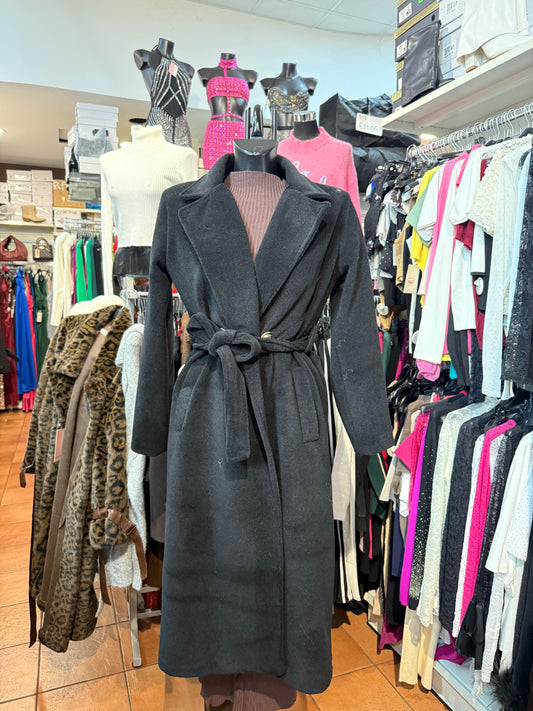 Cappotto lungo in pelliccia ecologica morbida – ABBRACCIO DI VELLUTO 🖤🤍