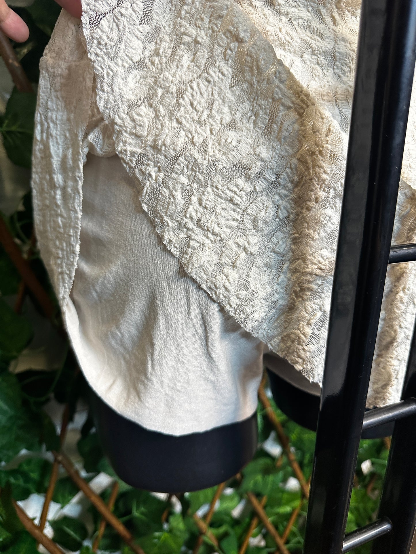 Crepe style: deep neckline with cups and open back, with shorts tucked in | one size