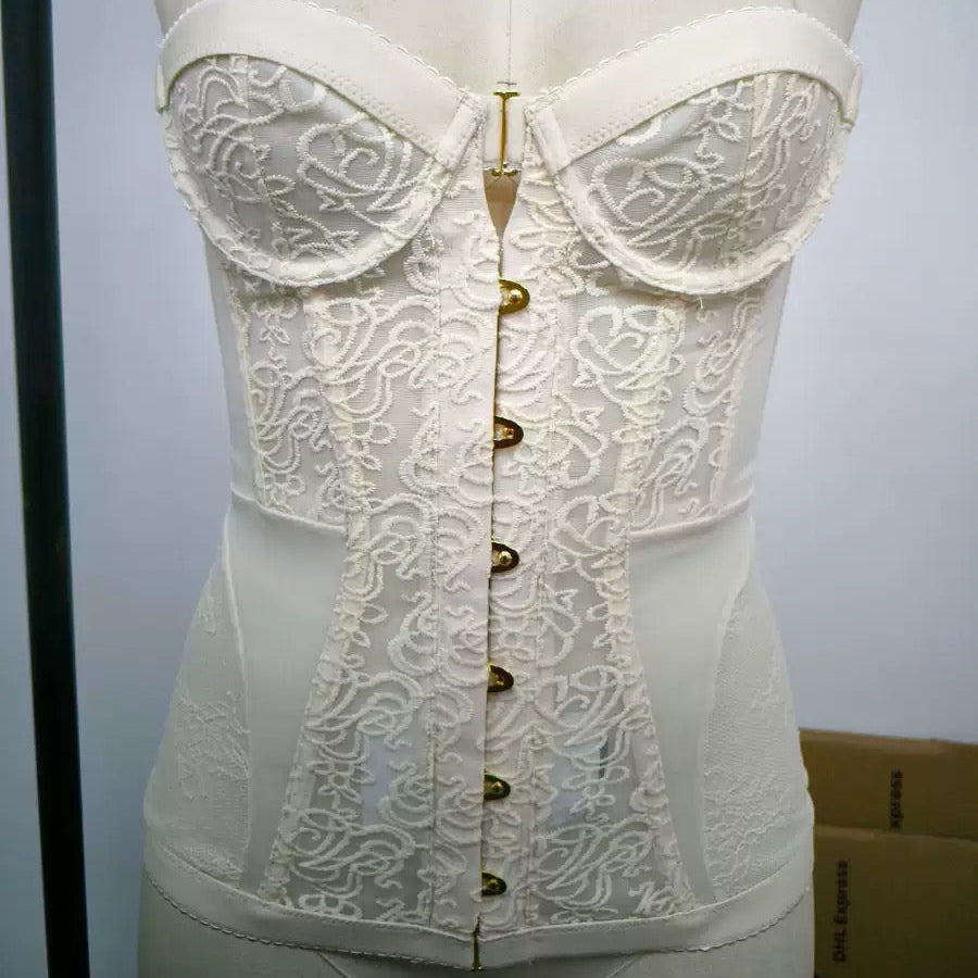 Corpetto in pizzo - BERLY MODA 