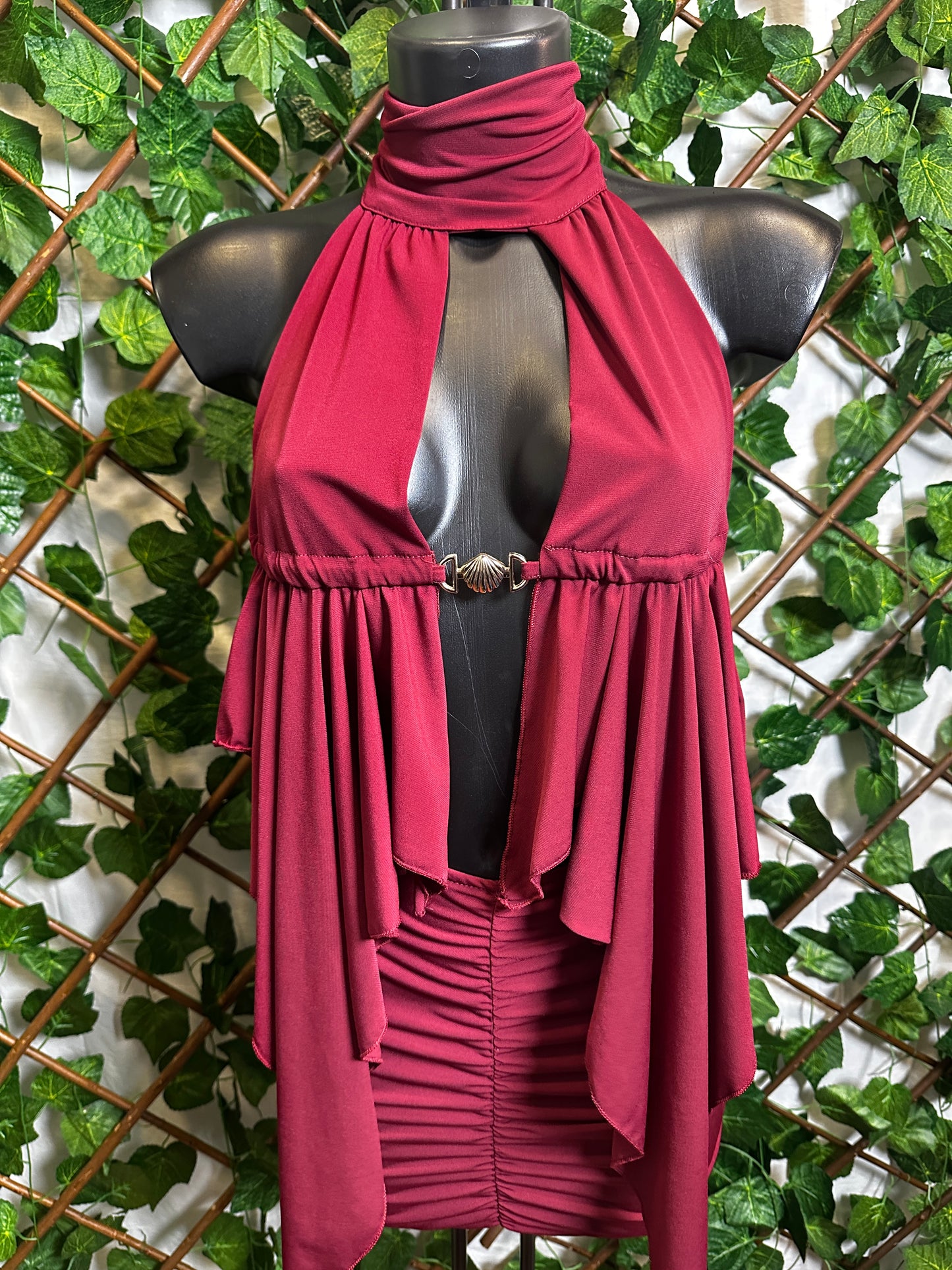 Completo top e gonna con dettaglio conchiglia