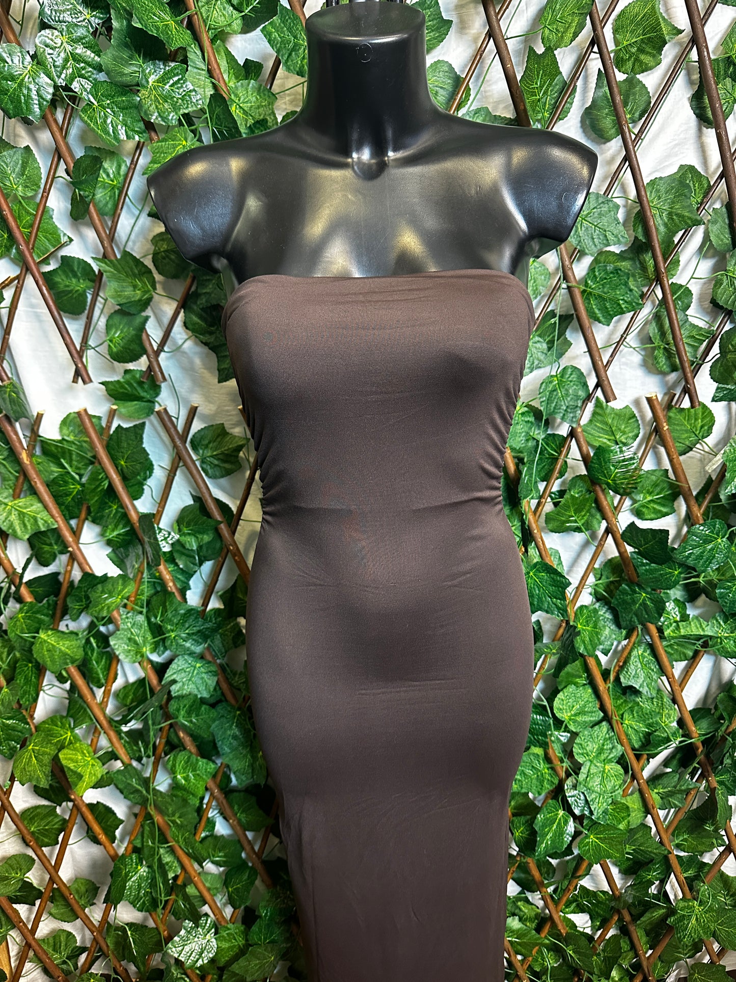 Vestito lungo semplice con spacco sul lato sinistro | taglia unica - BERLY MODA 