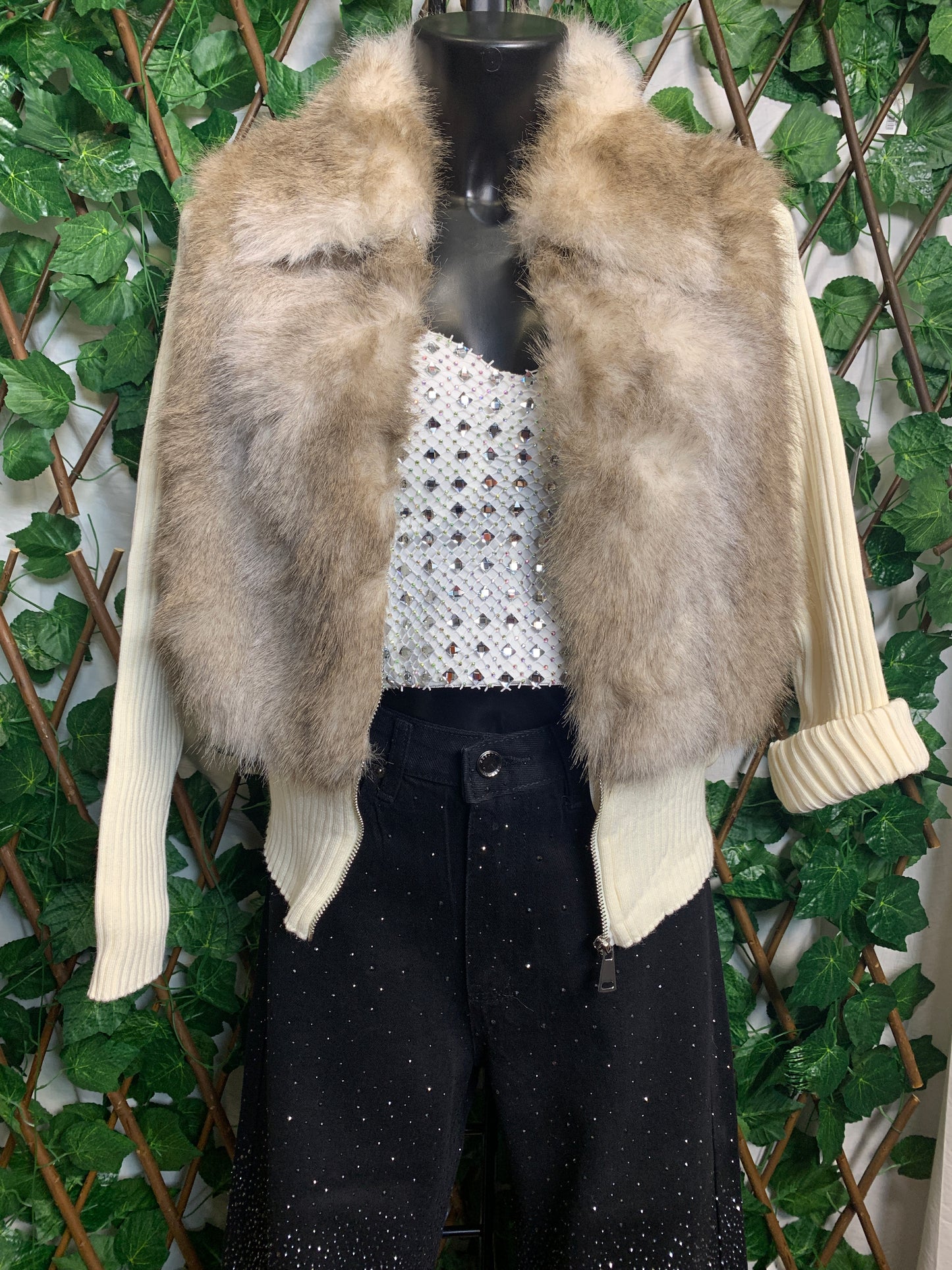 Knitted jacket with plush