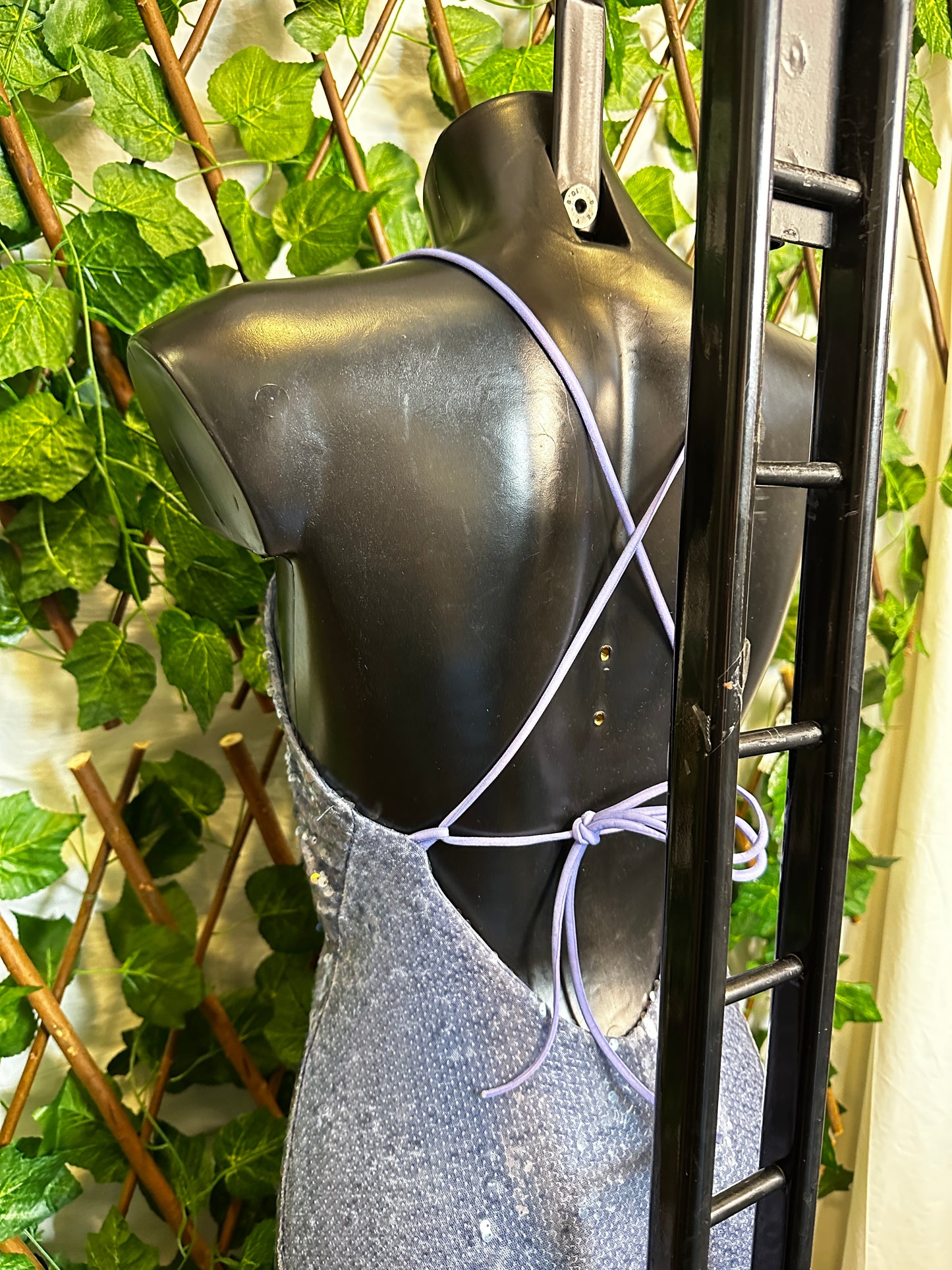 Vestito lungo in paillettes con la schiena scoperta | taglia unica