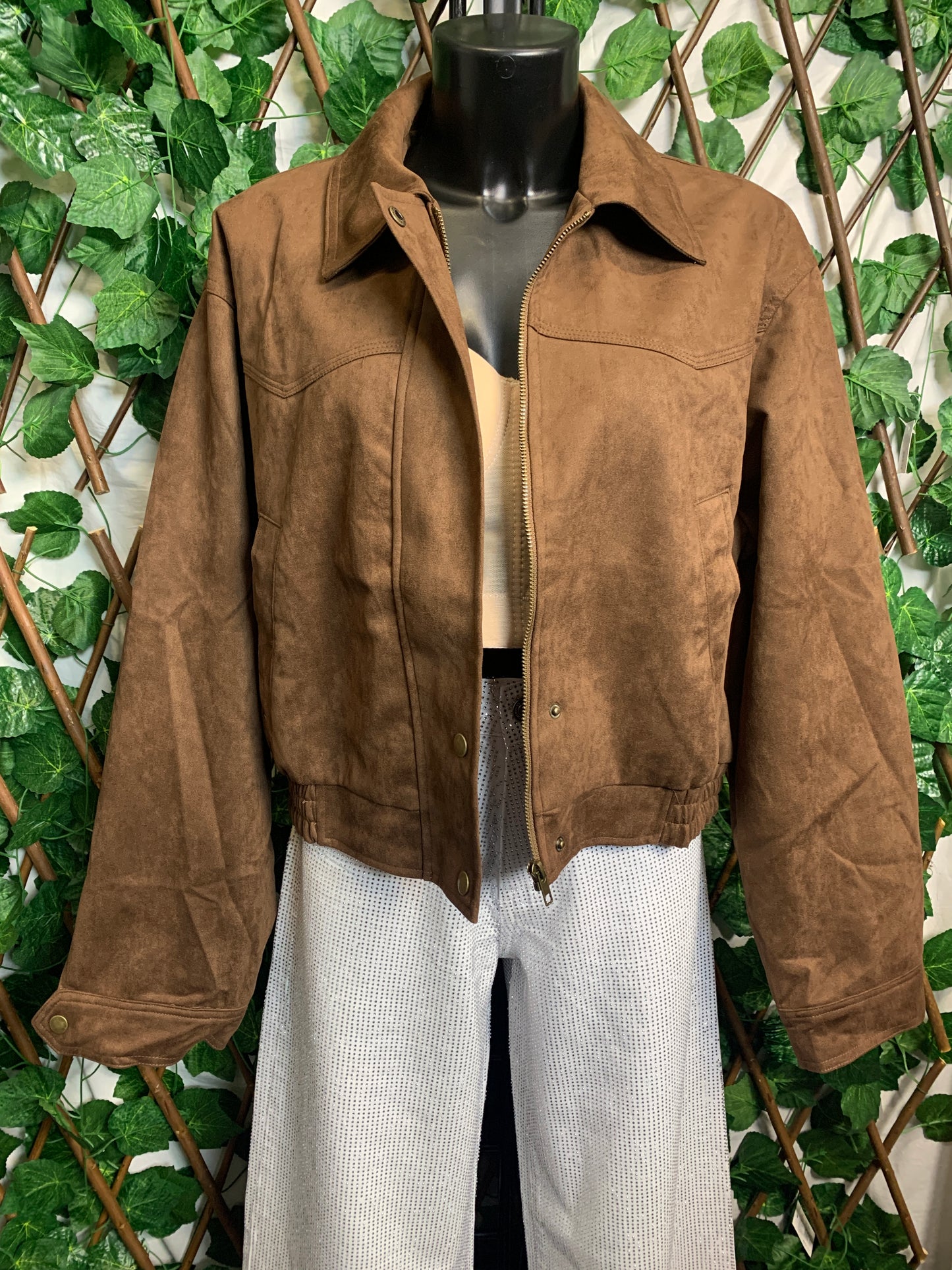 Suede jacket with fringes