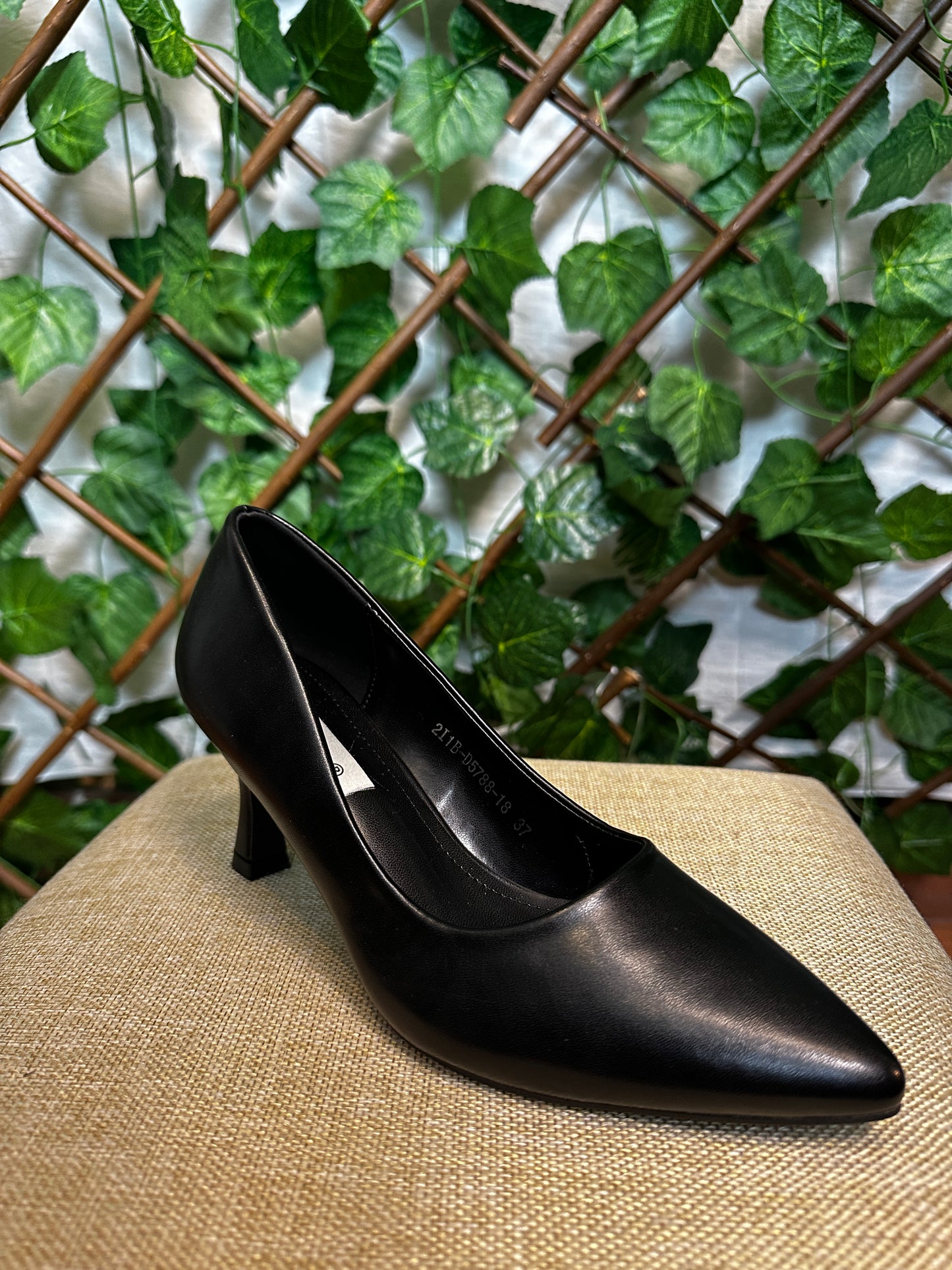 Low matte heels (3 inch heel)