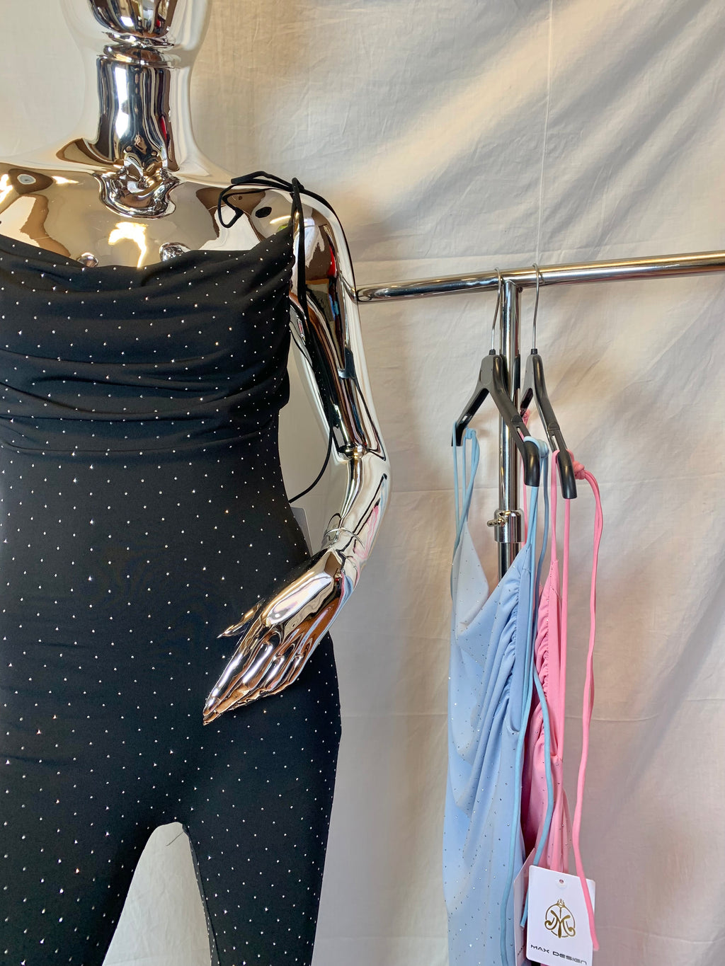 Flared One-Piece Jumpsuit with Glitter TU