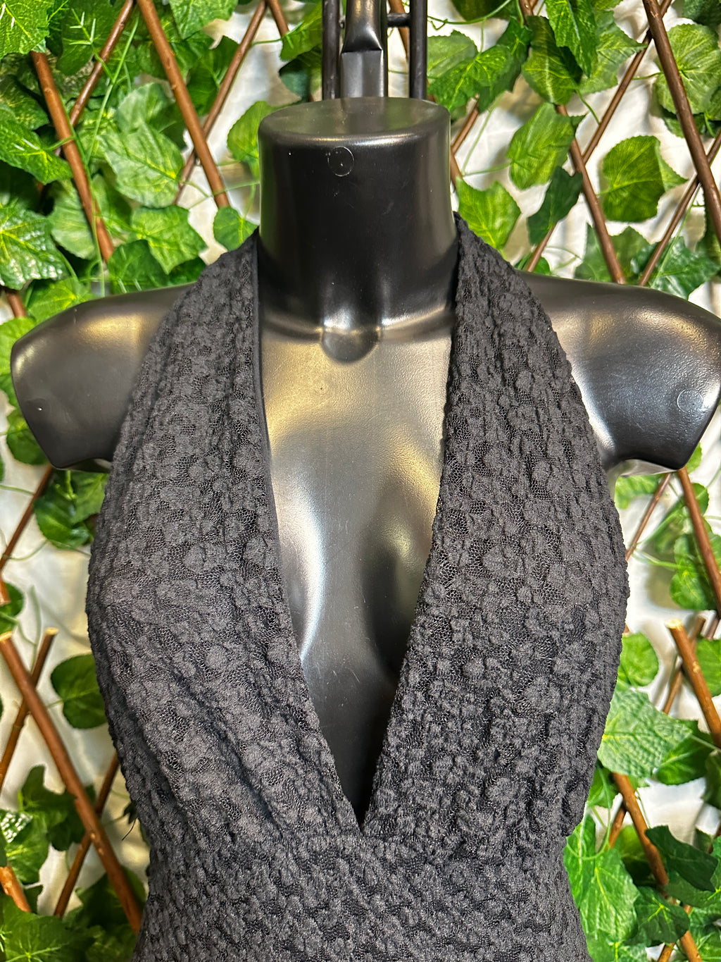 Modello crepe: vestito corto con la scollatura profonda | taglia unica