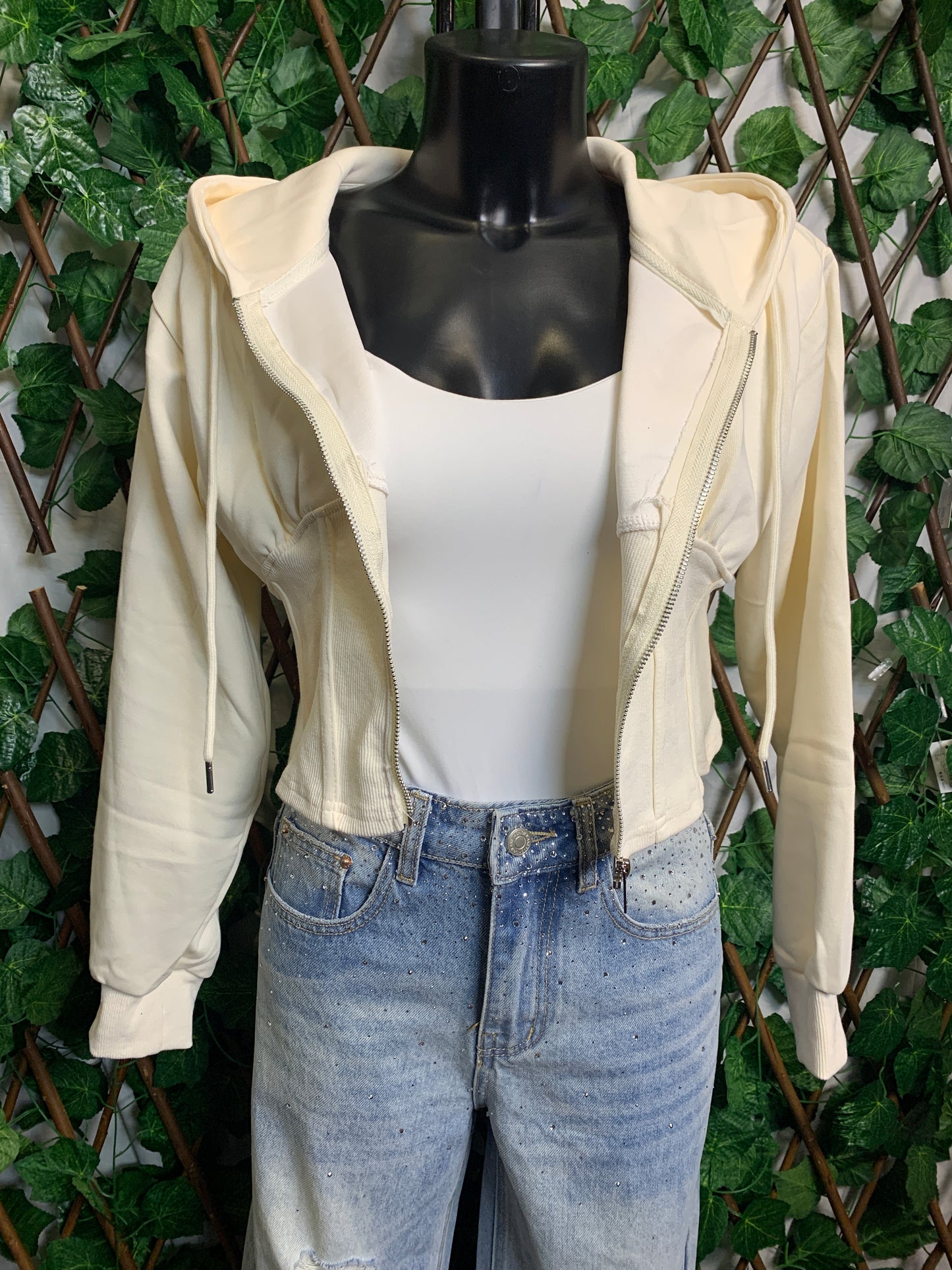 Short hooded sweatshirt 