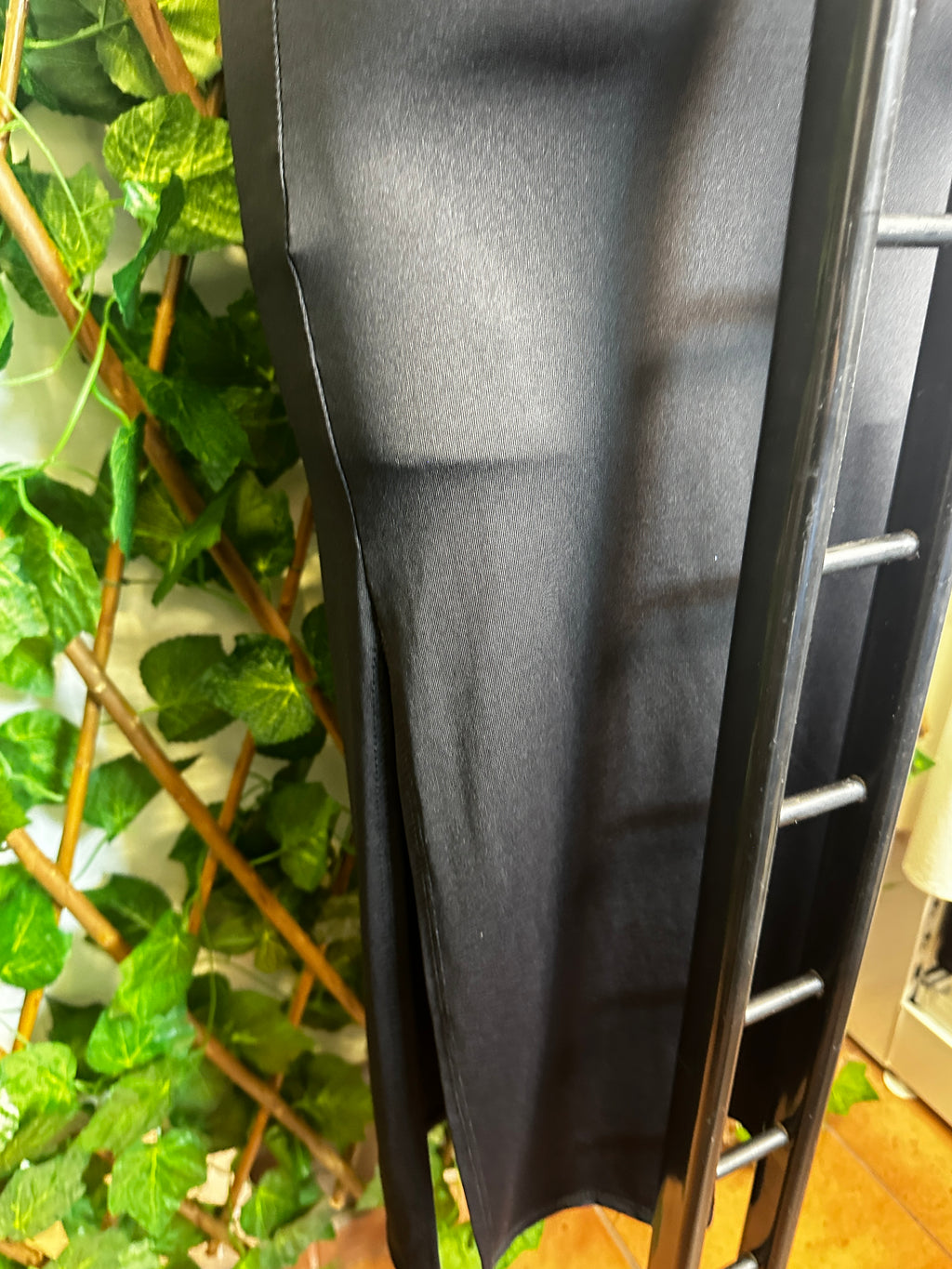 Vestito lungo semplice con spacco sul lato sinistro | taglia unica