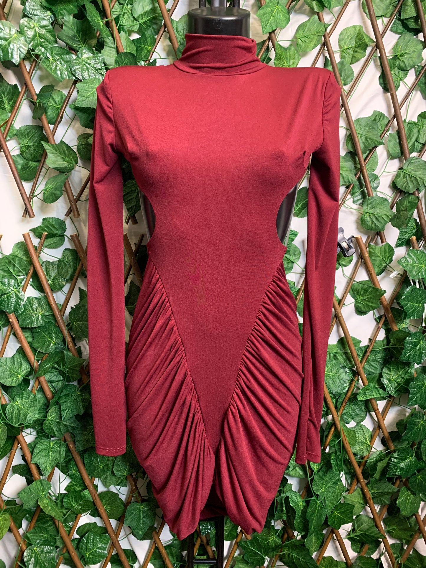 Short dress with high neck and open back