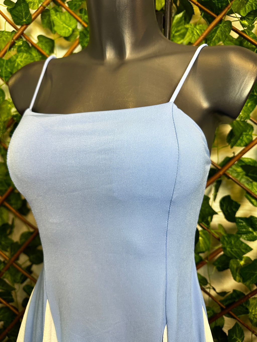 Vestito corto elasticizzato a due colori