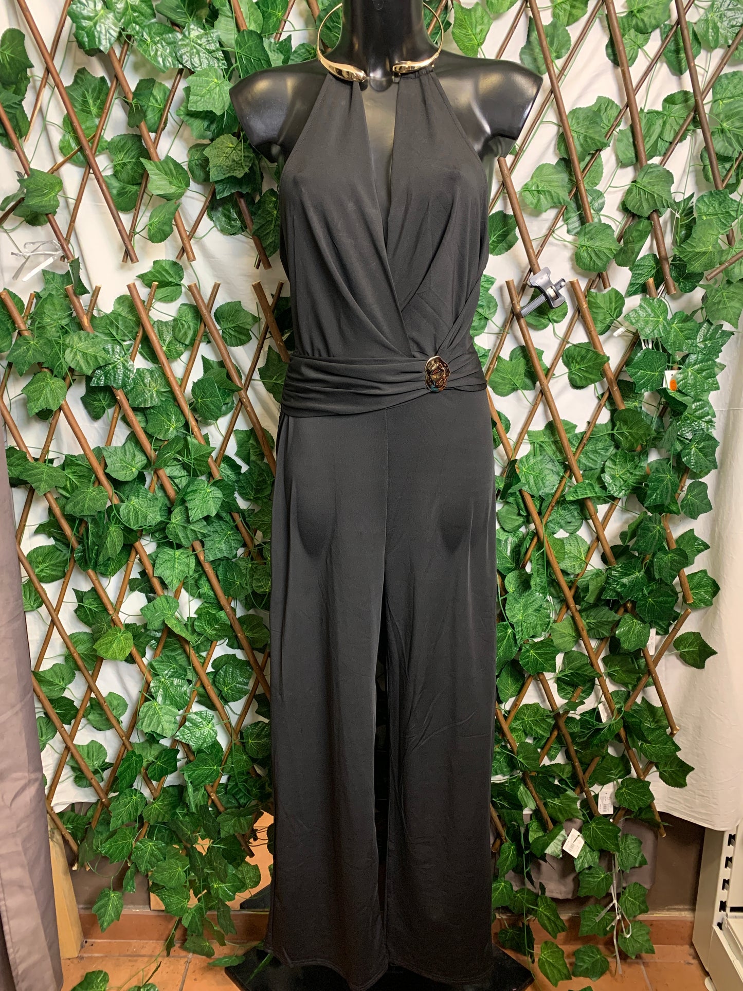 Jumpsuit with gold details