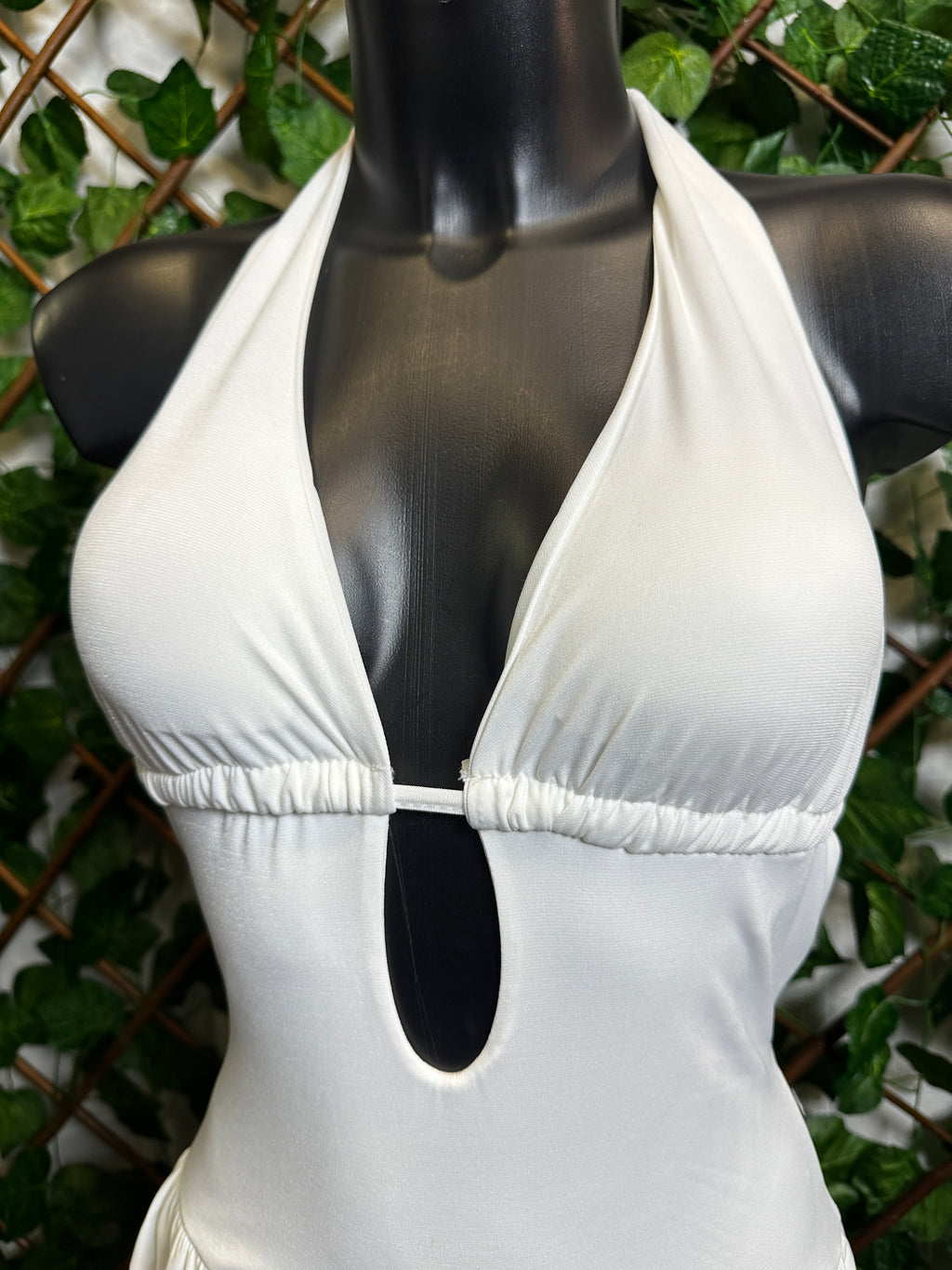 Vestito corto con la scolatura profonda e la schiena scoperta | taglia unica