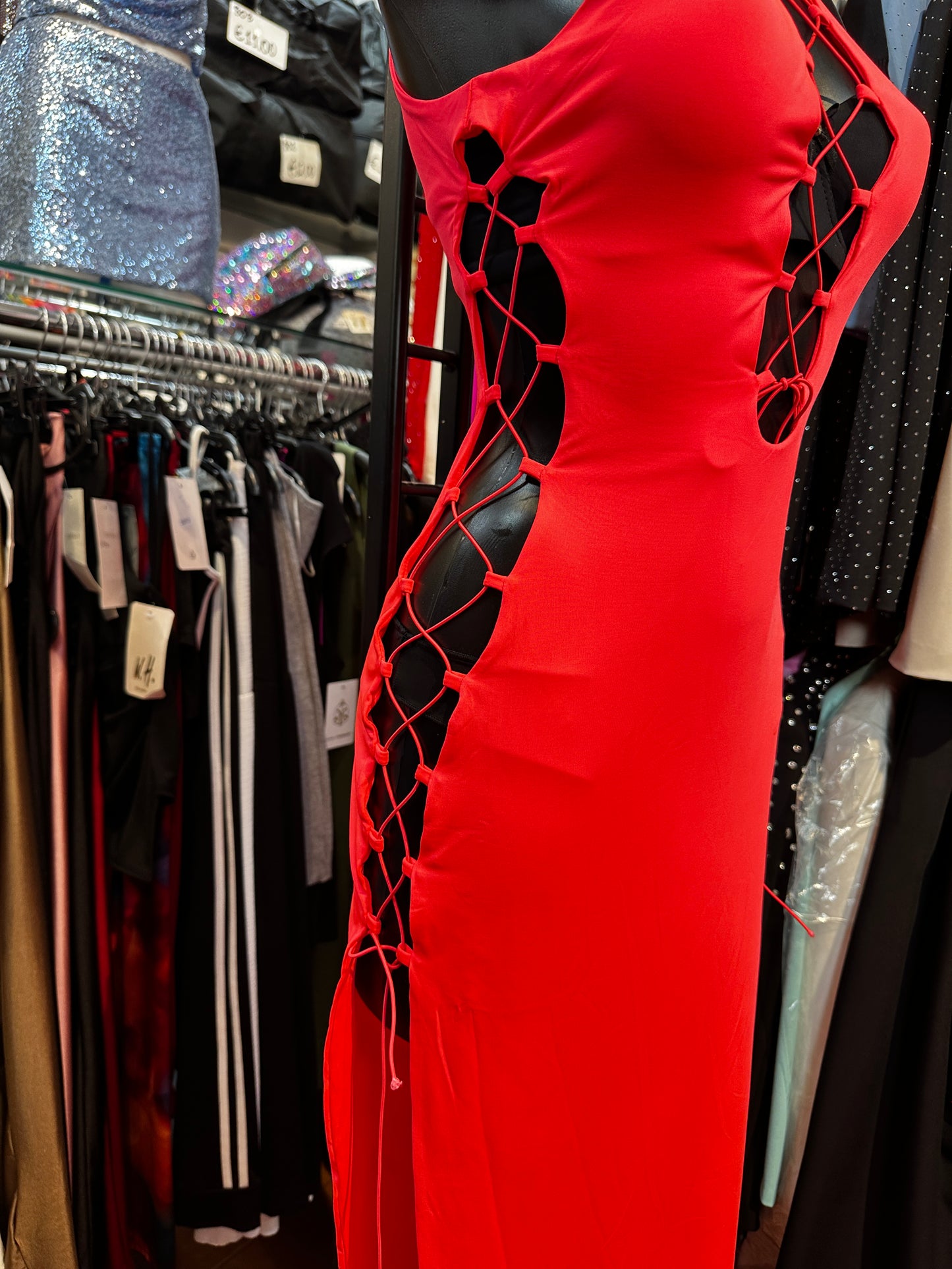 See-through fitted dress with laces to adjust the size | one size fits all