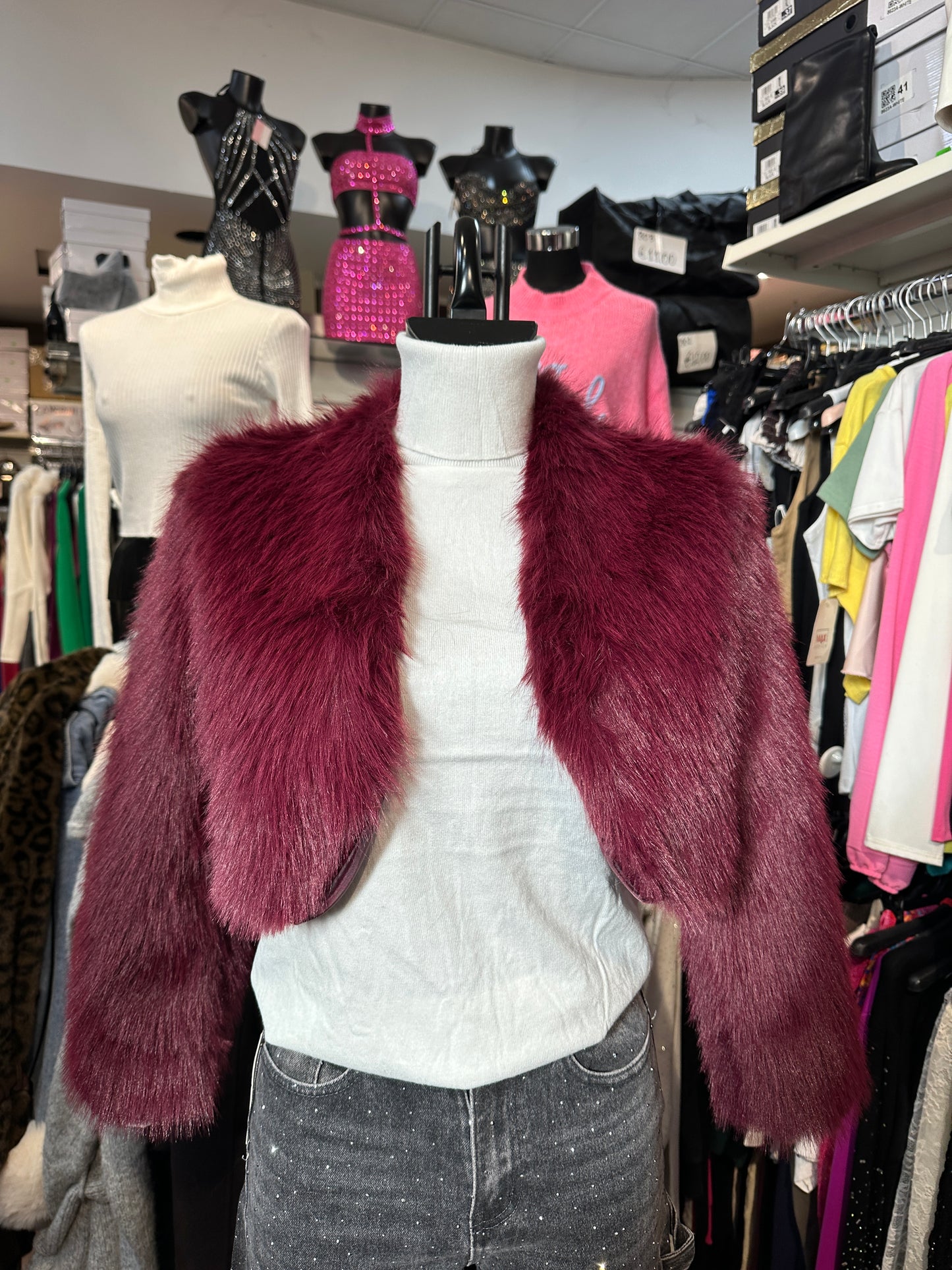 Bolero in pelliccia ecologica corto – LUXURY FATALE 👑🔥