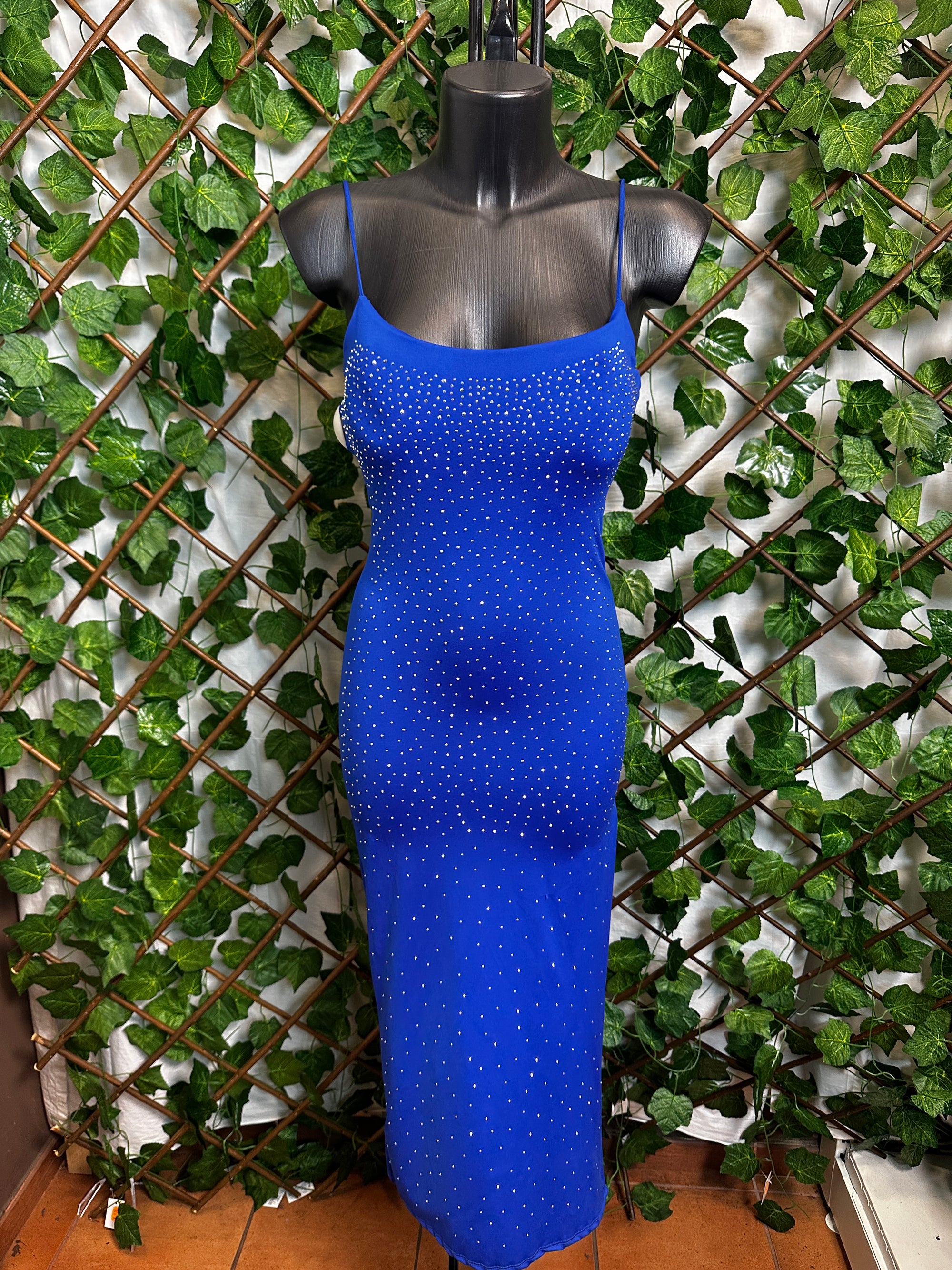 Vestito lungo elegante con brillantini