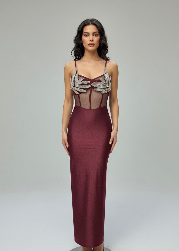Abito lungo con inserti trasparenti e spacco – DESIDERIO INVISIBILE 🖤🍷