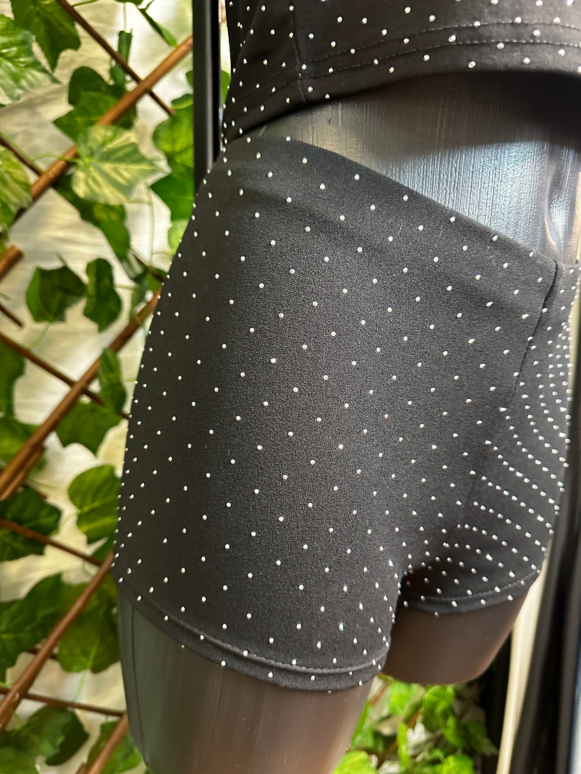 Pantaloncino corto nero brillantinato