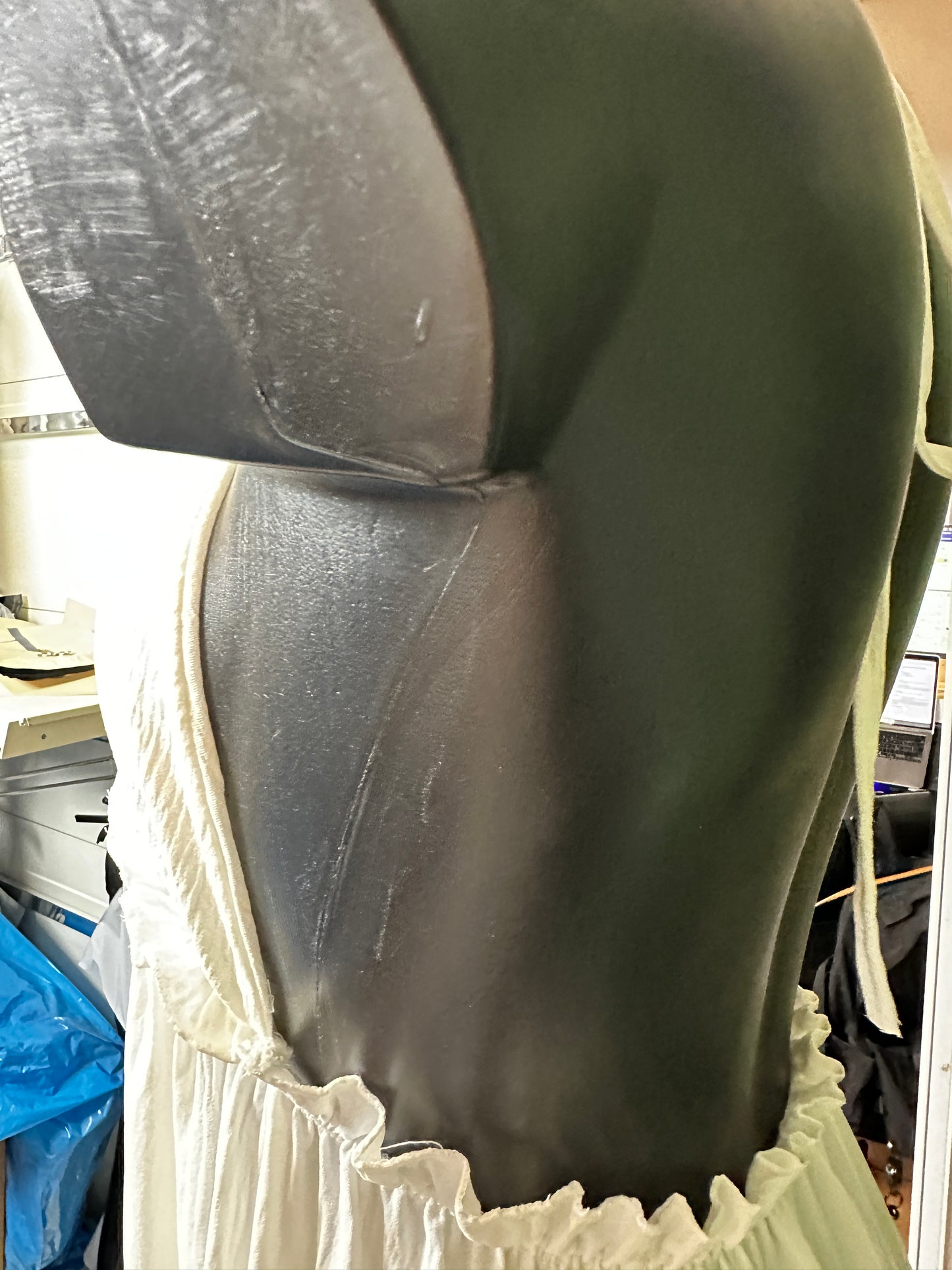 Vestito lungo estivo con la scollatura profonda schiena scoperta (con coppe dentro) | taglia unica