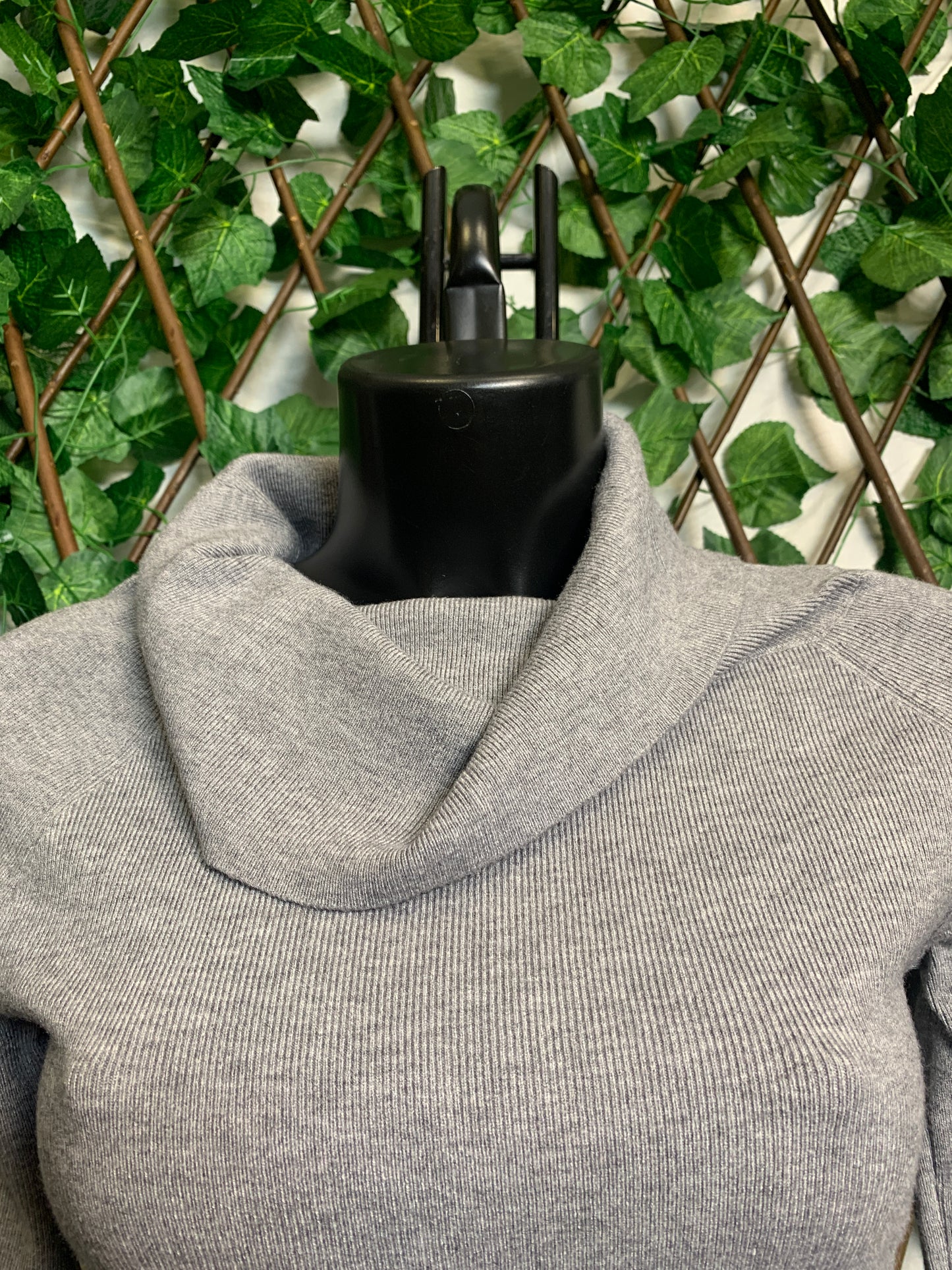 Completo collo alto e largo