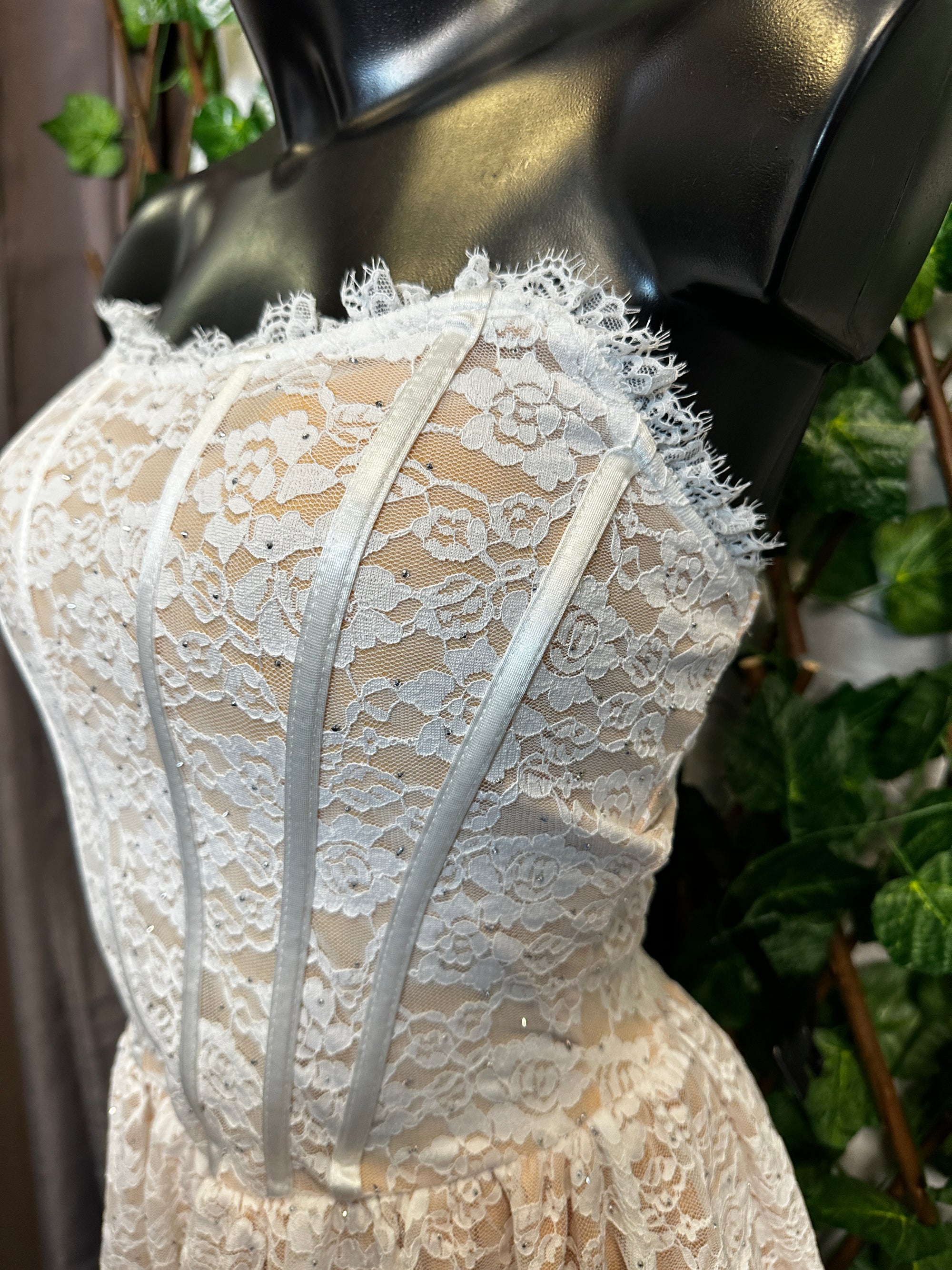 Vestito corto in pizzo | taglia unica