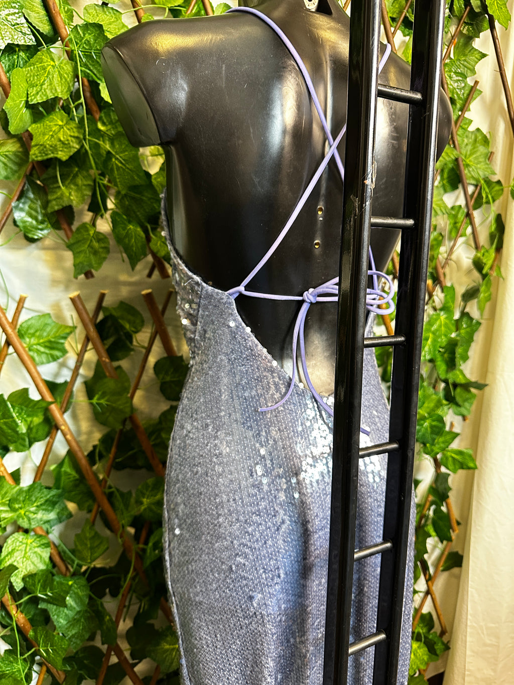 Vestito lungo in paillettes con la schiena scoperta | taglia unica
