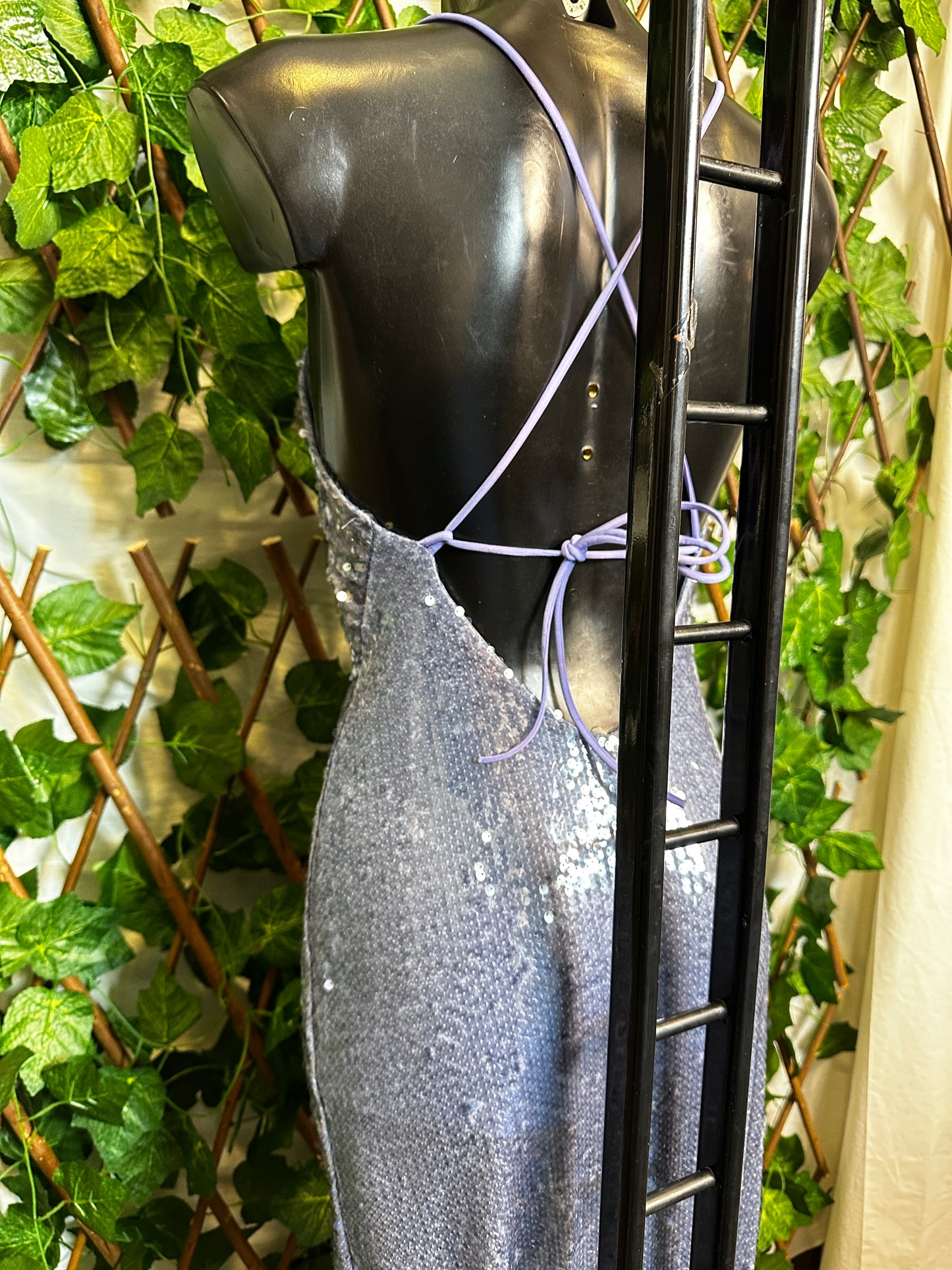 Vestito lungo in paillettes con la schiena scoperta | taglia unica