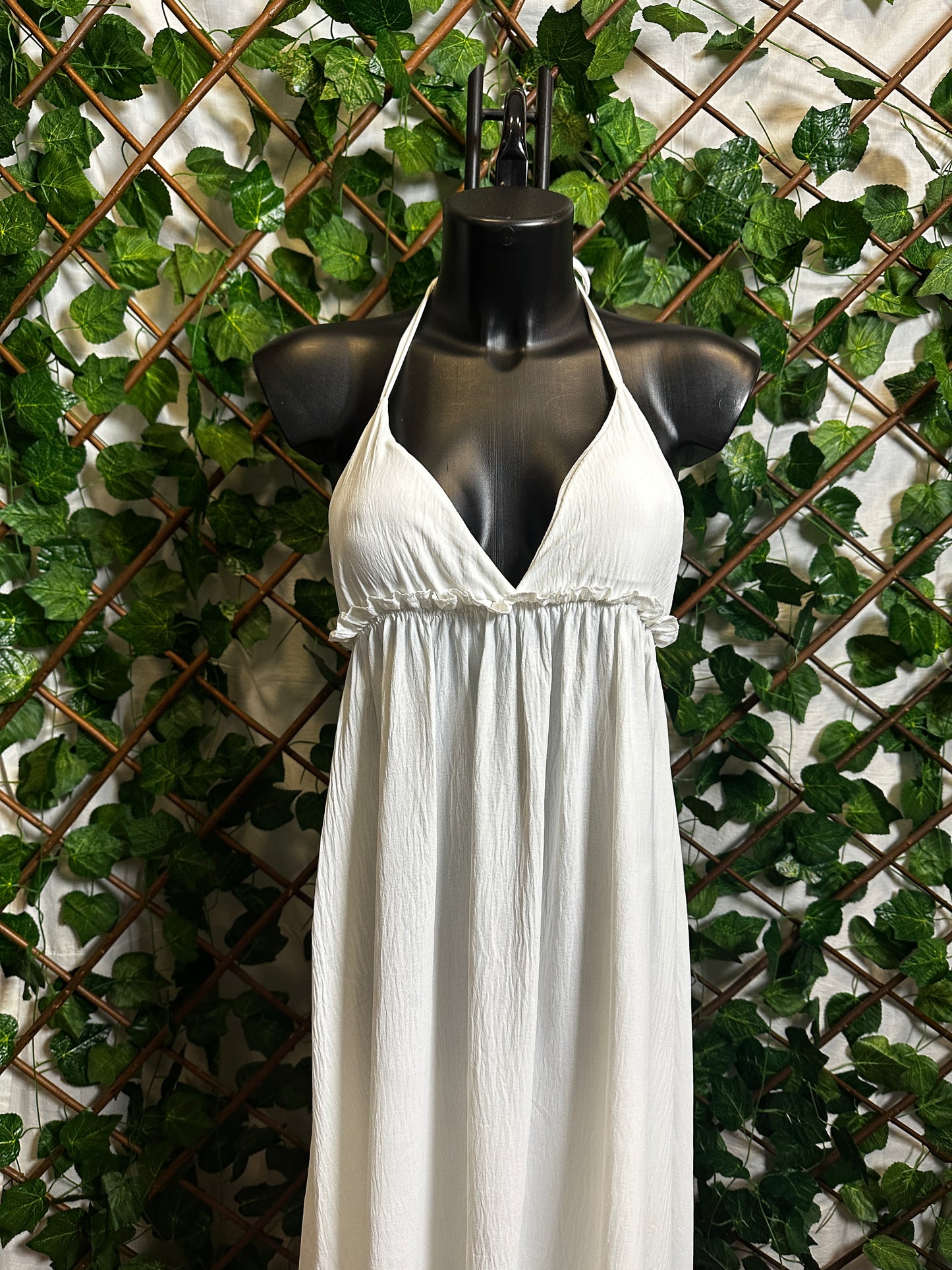 Vestito lungo estivo con la scollatura profonda schiena scoperta (con coppe dentro) | taglia unica